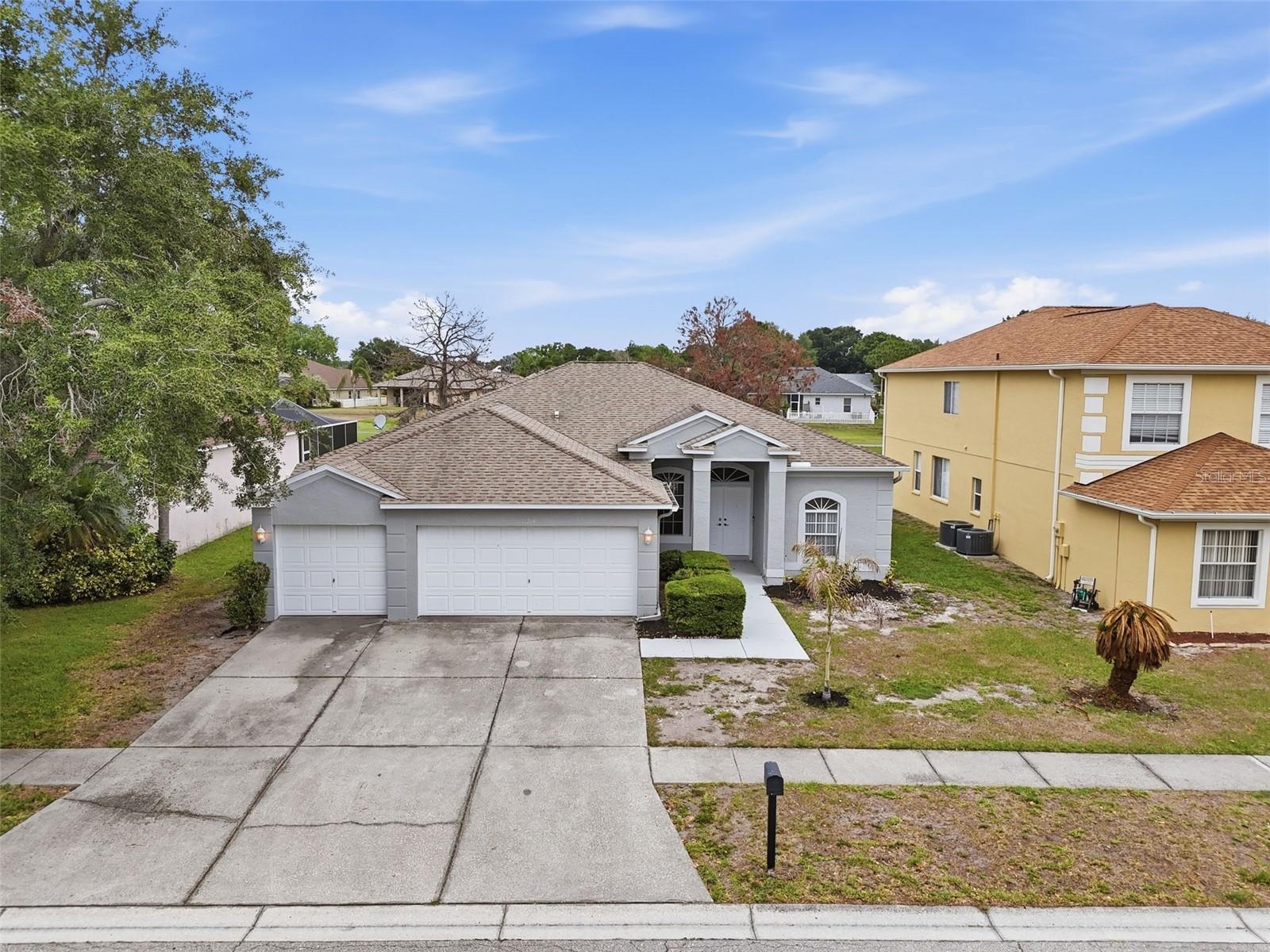Photo of 11214 SAILBROOKE DRIVE RIVERVIEW FL 33579