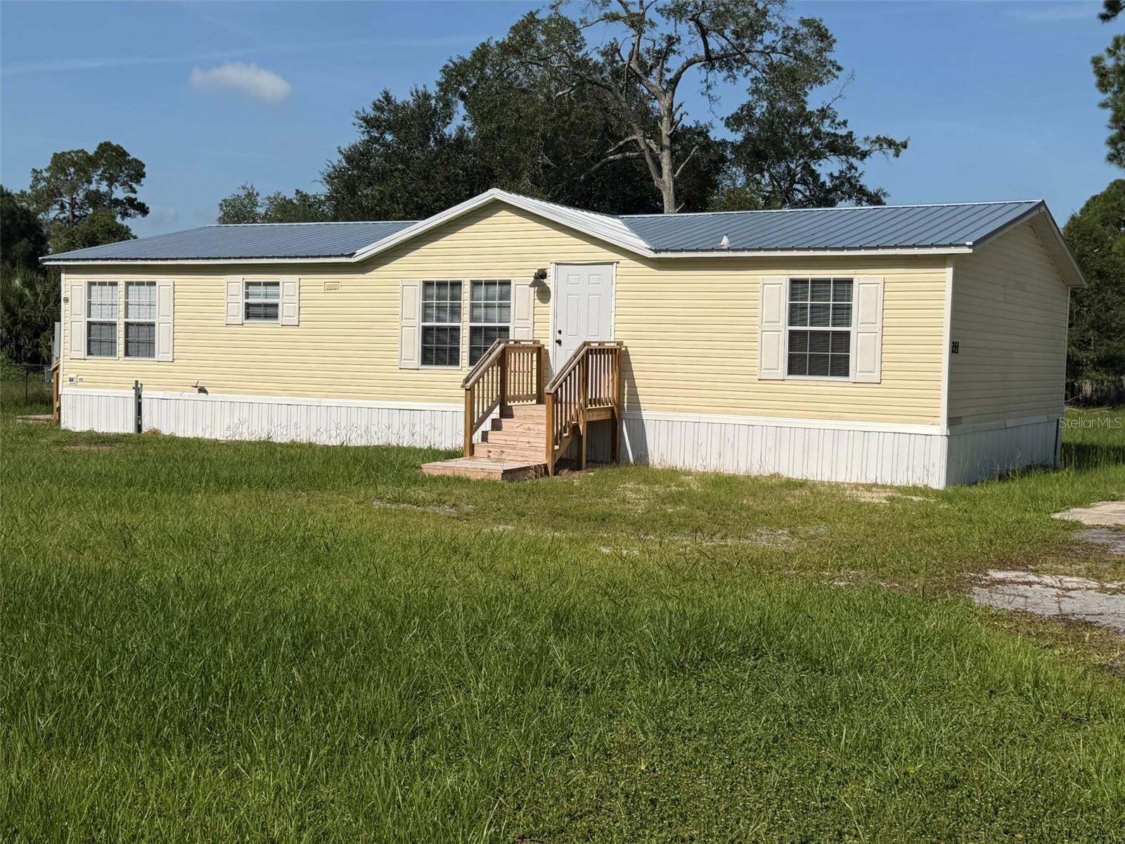 Photo of 13716 NE COUNTY ROAD 1471 WALDO FL 32694