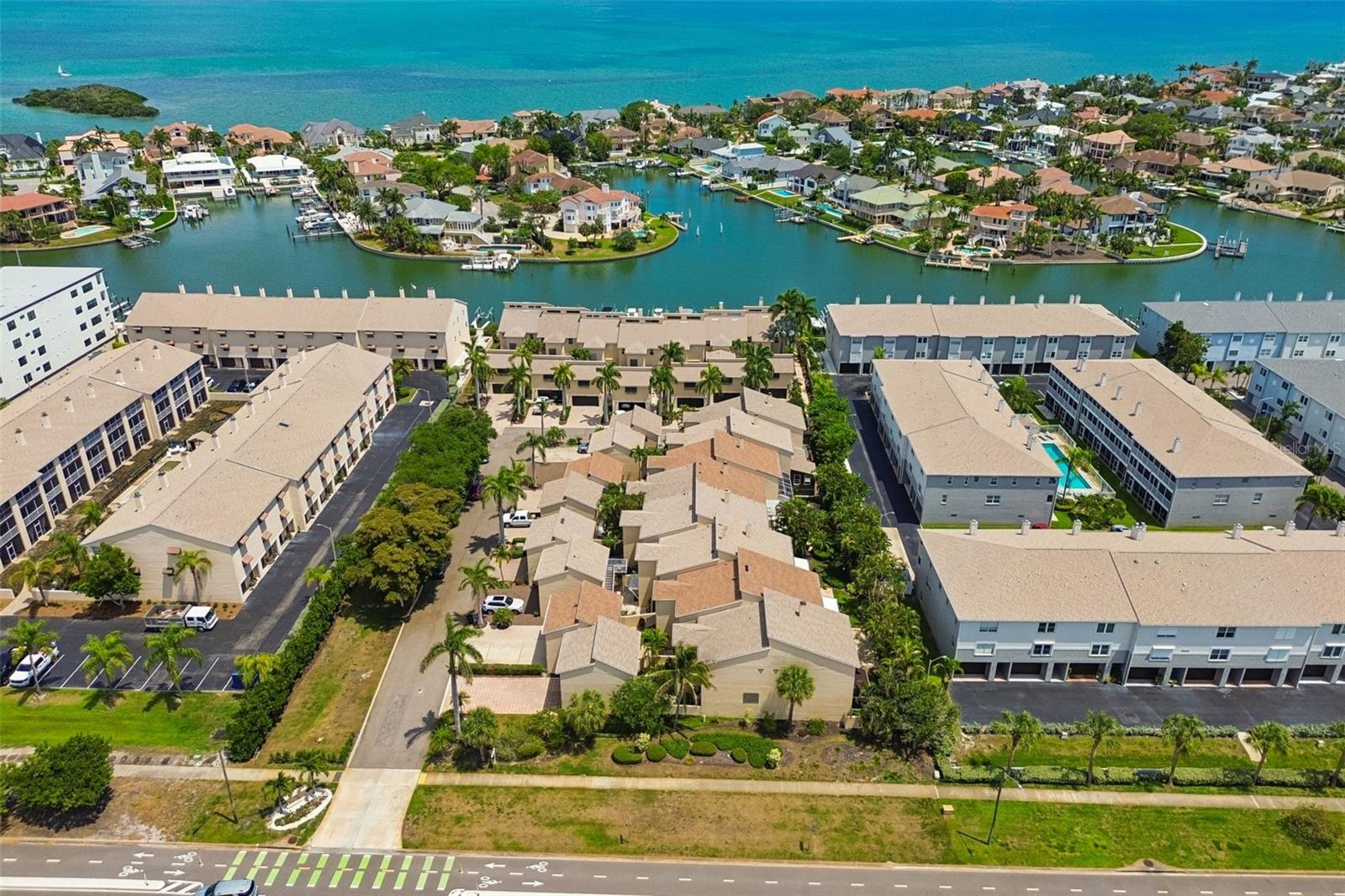 Photo of 487 PINELLAS BAYWAY #207 ST PETERSBURG FL 33715