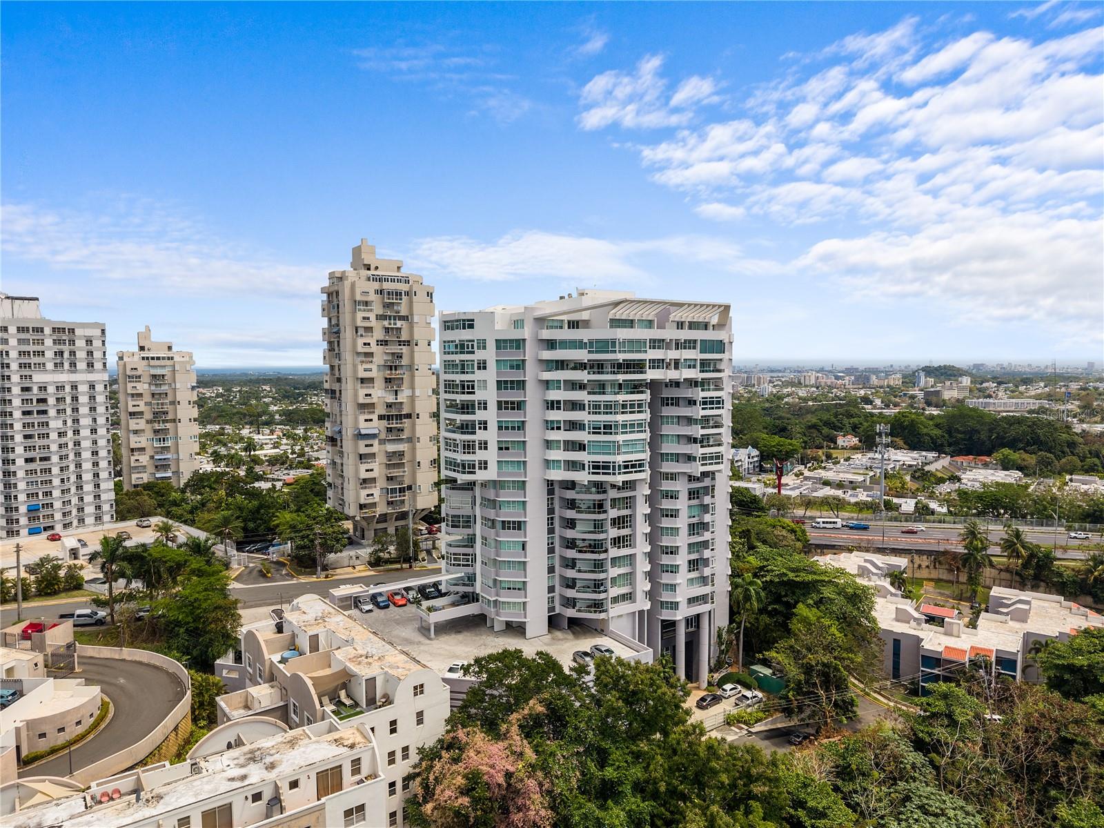Photo of 14 CARR 833 #1404 GUAYNABO PR 00966