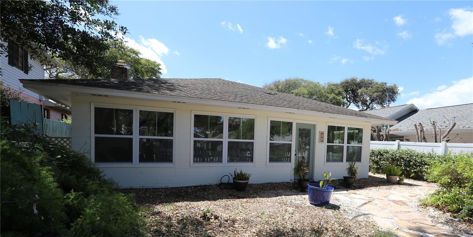 Photo of 825 E 23RD AVENUE NEW SMYRNA BEACH FL 32169