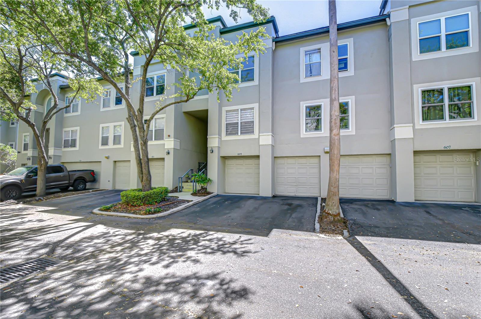 Photo of 609 TROPICAL BREEZE WAY #609 TAMPA FL 33602
