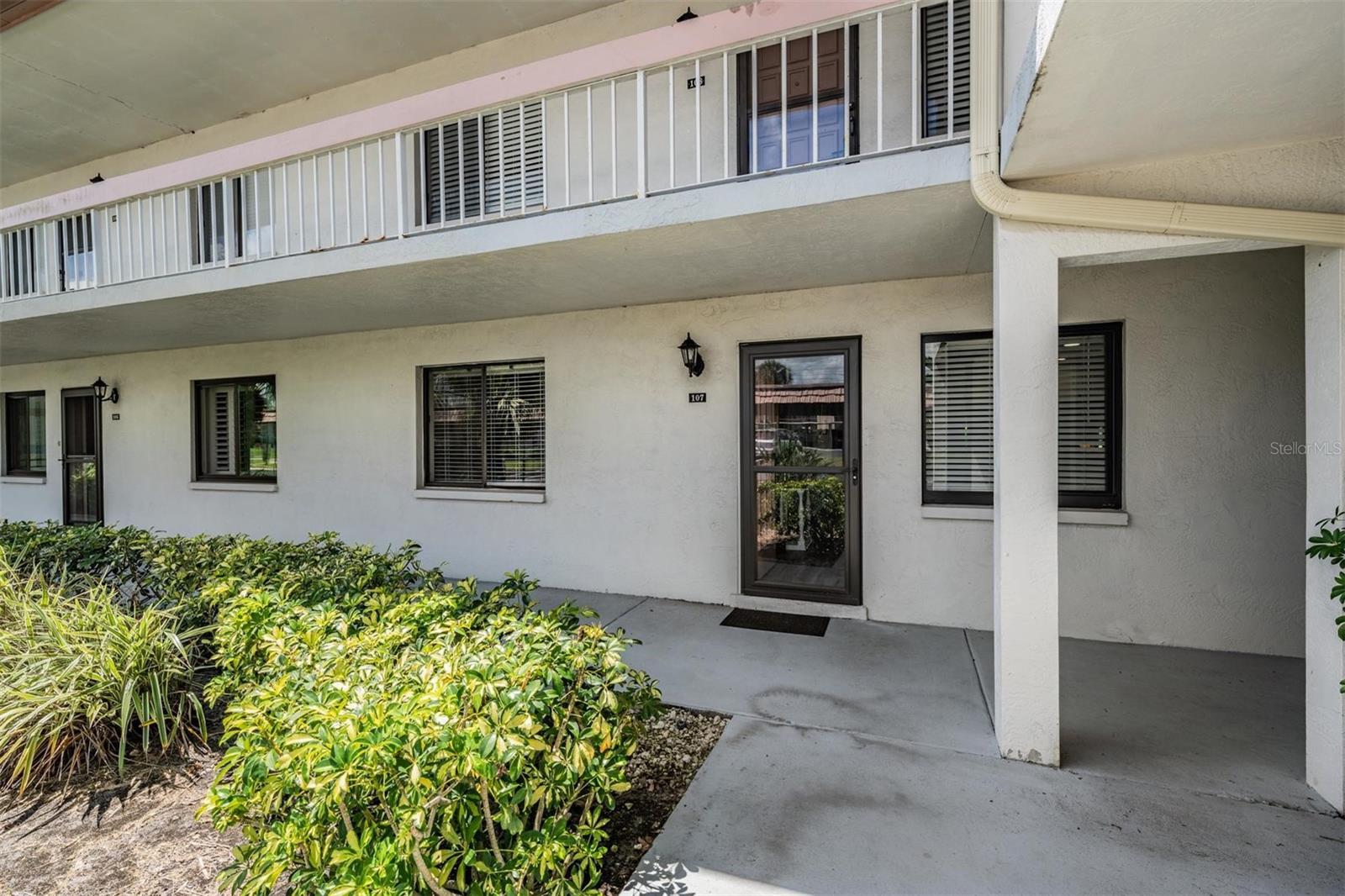 Photo of 107 LAKEVIEW PLACE #7 OLDSMAR FL 34677