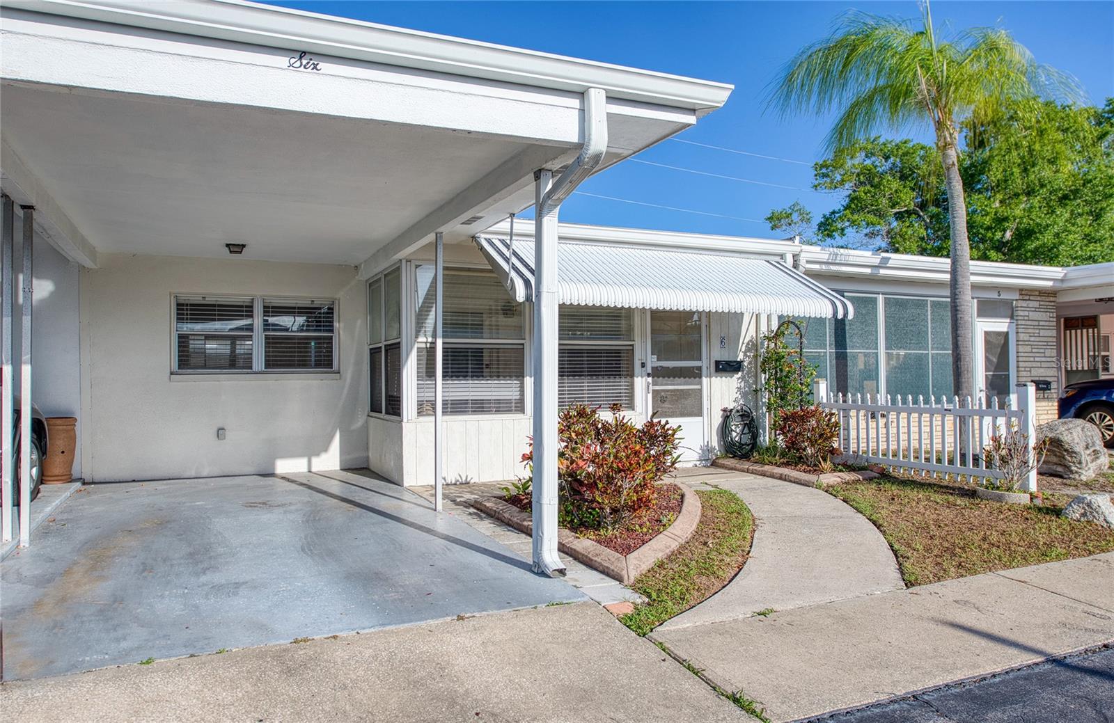 Photo of 13940 ANONA HEIGHTS DRIVE #6 LARGO FL 33774