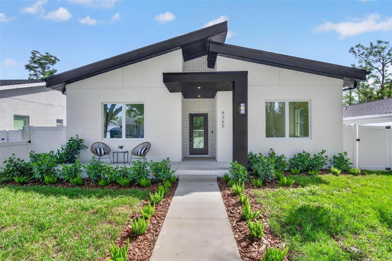 Photo of 4365 IRIS STREET ST PETERSBURG FL 33714