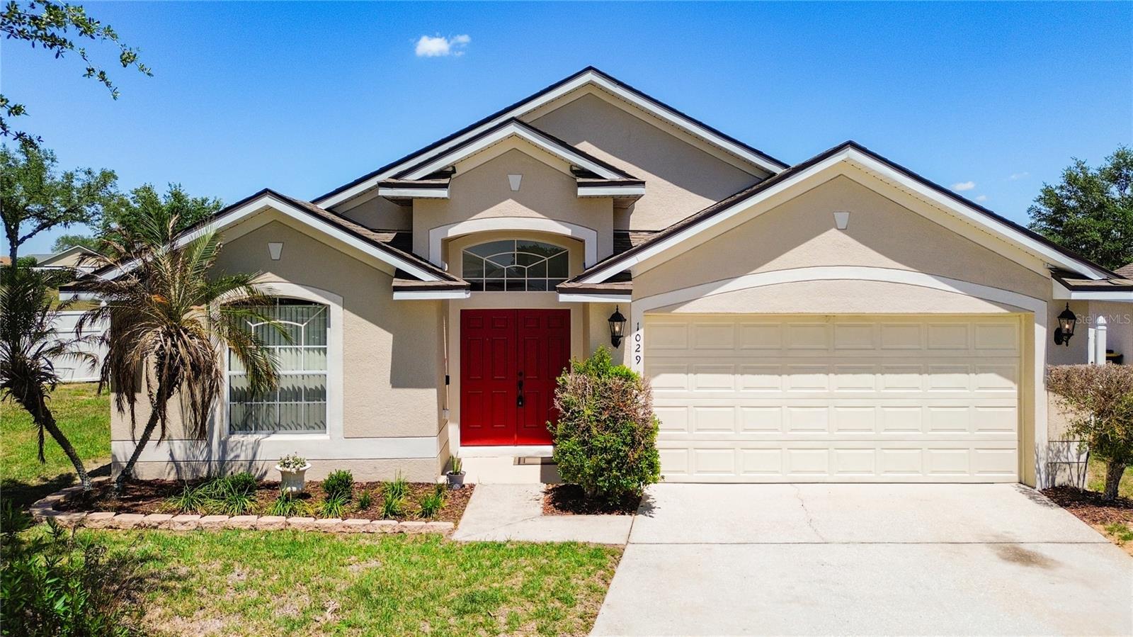 Photo of 1029 BRAYTON LANE DAVENPORT FL 33897