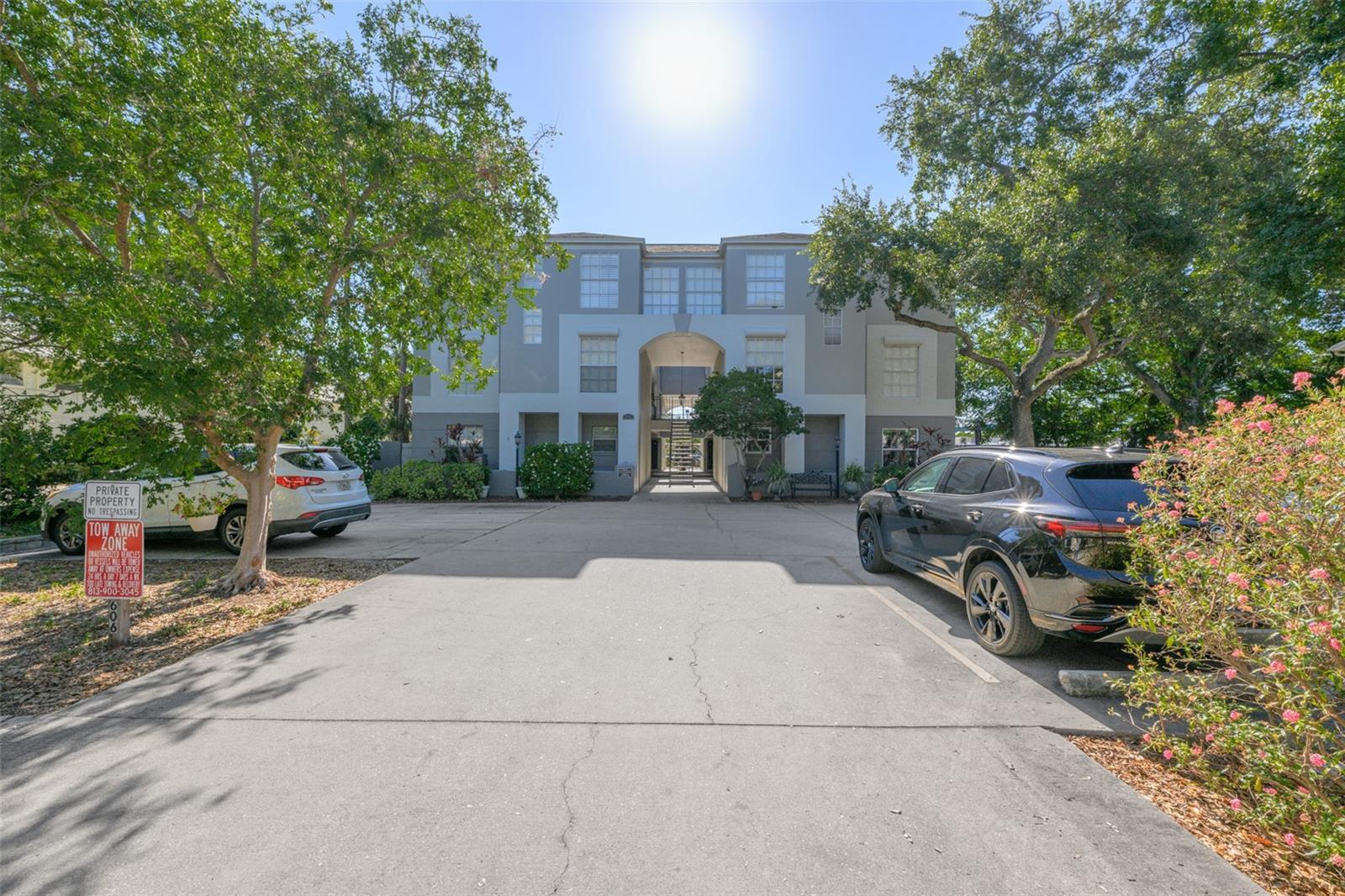 Photo of 606 S GLEN AVENUE #10 TAMPA FL 33609