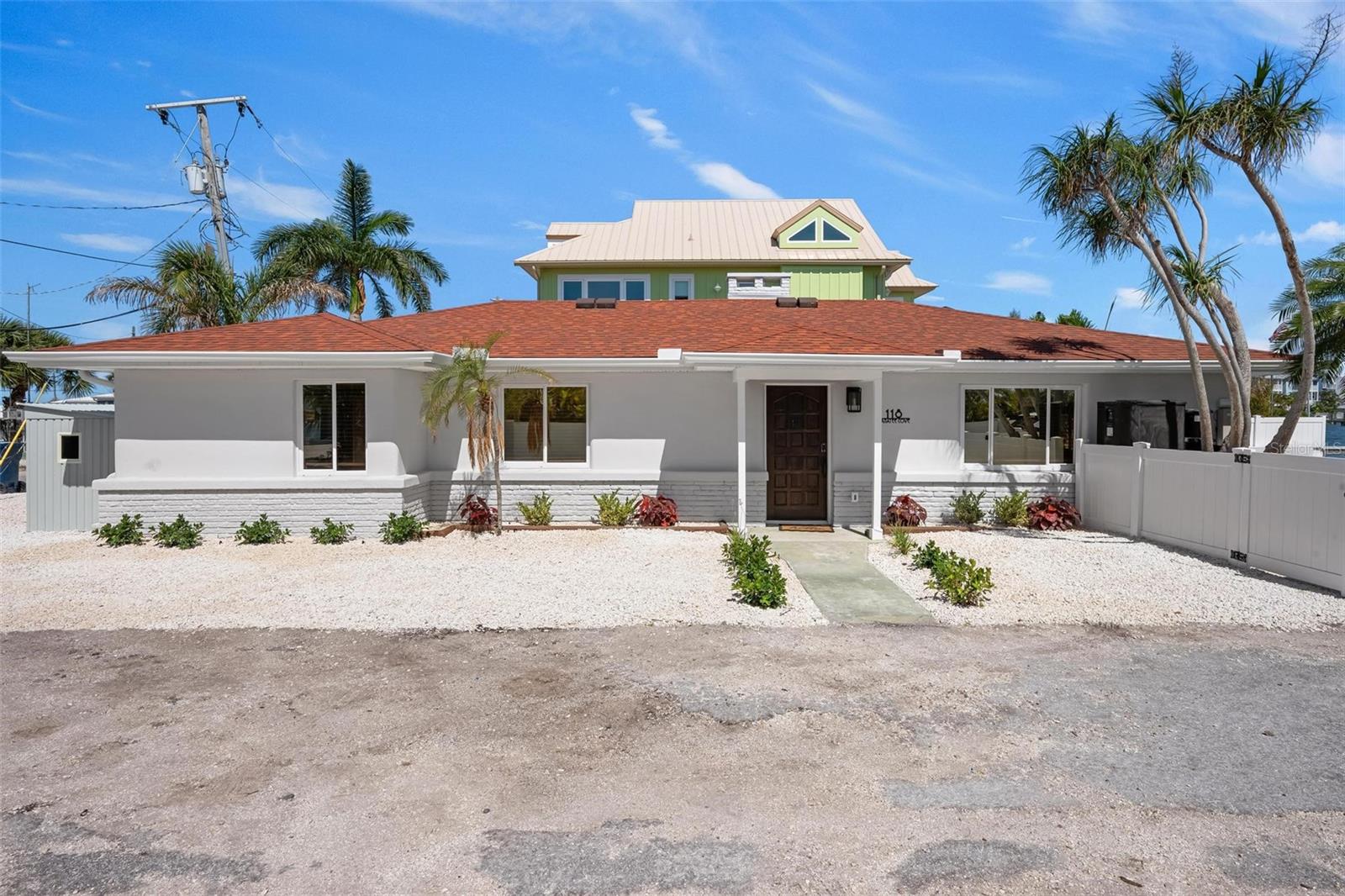 Photo of 118 9TH STREET BRADENTON BEACH FL 34217