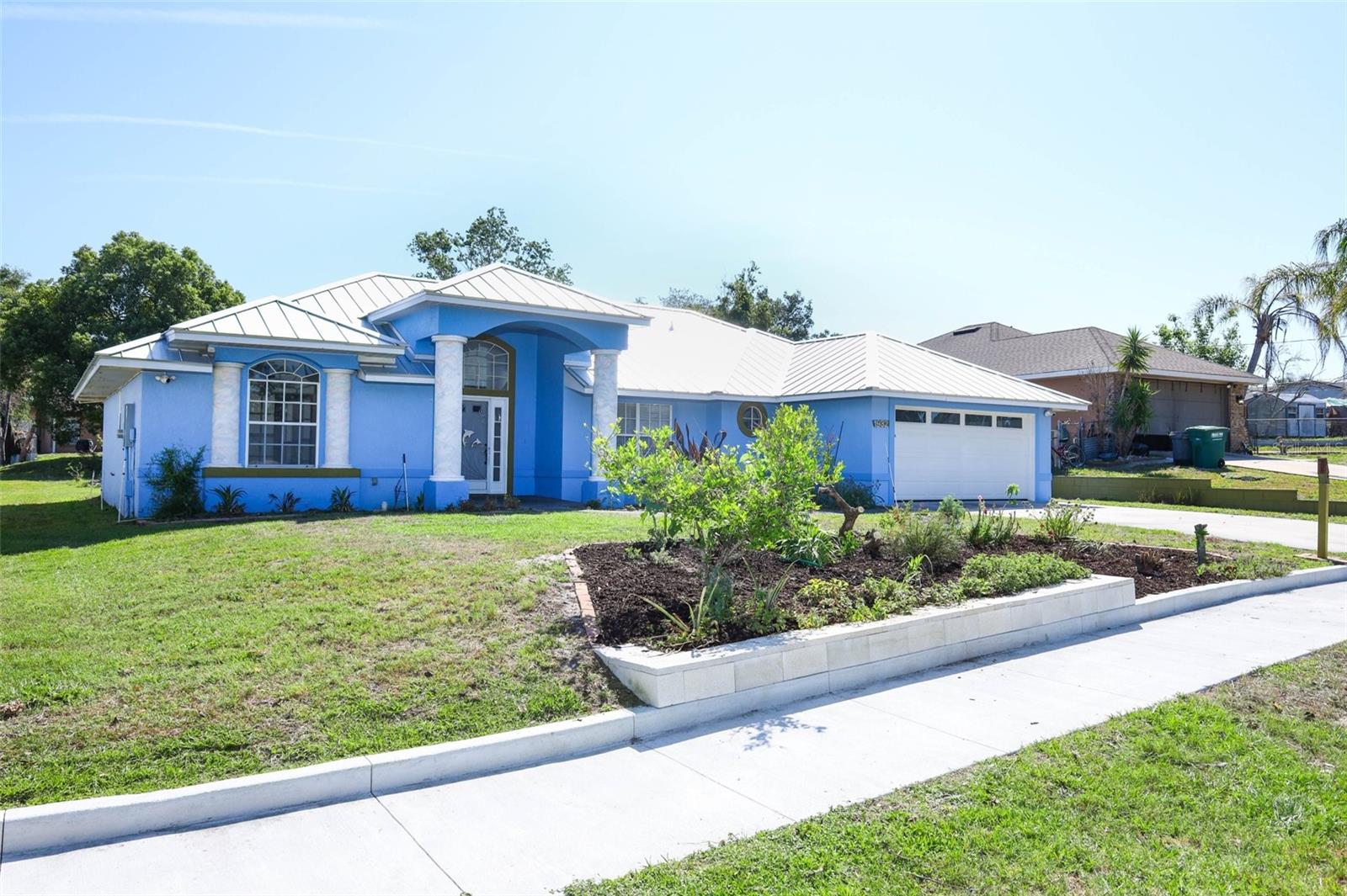 Photo of 1932 MONTEREY DRIVE DELTONA FL 32738