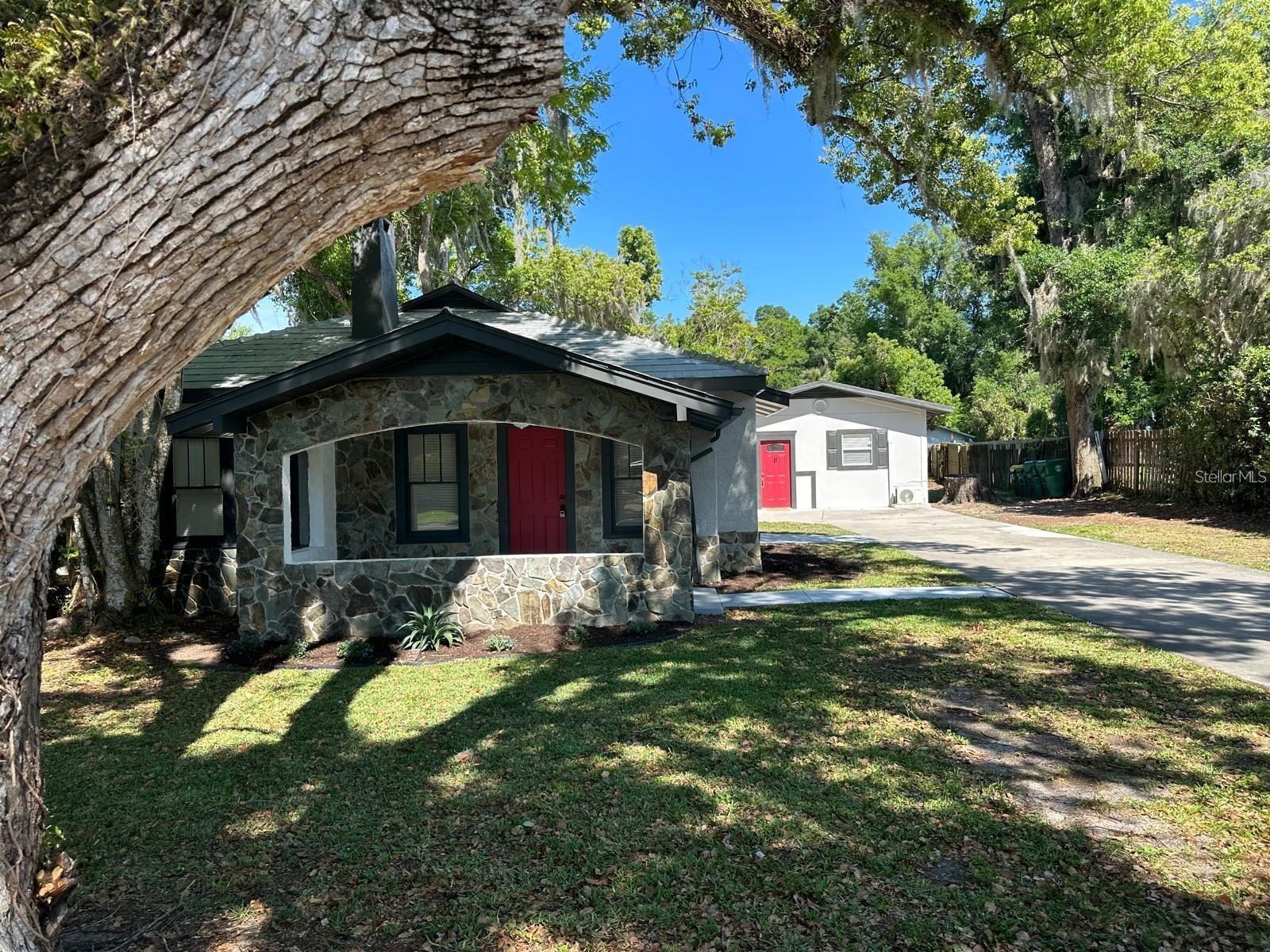 Photo of 221 N JULIA AVENUE DELAND FL 32720