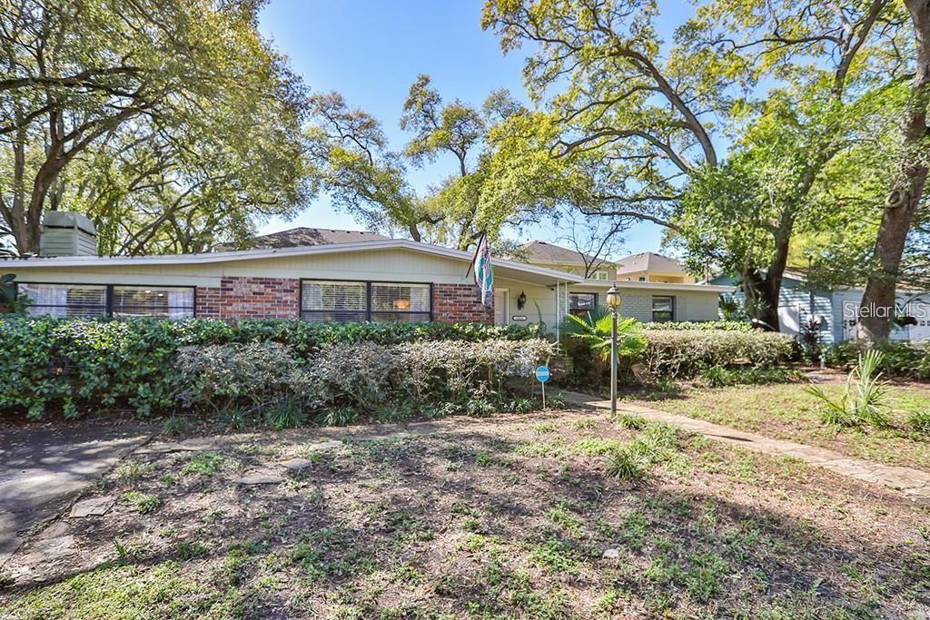 Photo of 3214 W COACHMAN AVENUE TAMPA FL 33611