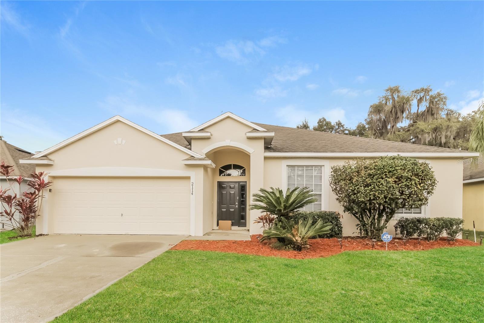 Photo of 2114 THE OAKS BOULEVARD KISSIMMEE FL 34746