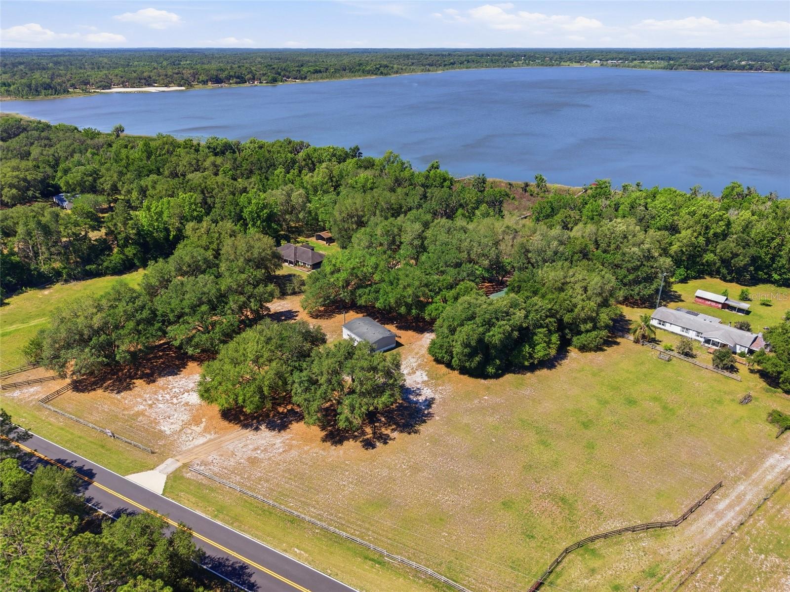 Photo of 3980 SE 183RD AVENUE ROAD OCKLAWAHA FL 32179