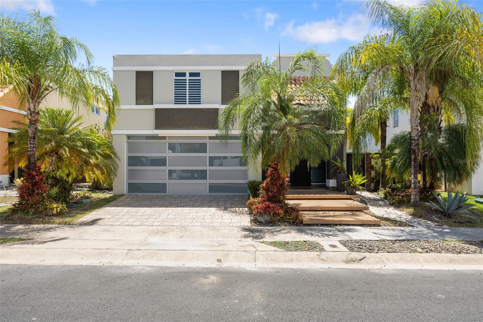 Photo of 677 PASEO LOS CORALES I, MAR INDICO ST #F-10 DORADO PR 00646
