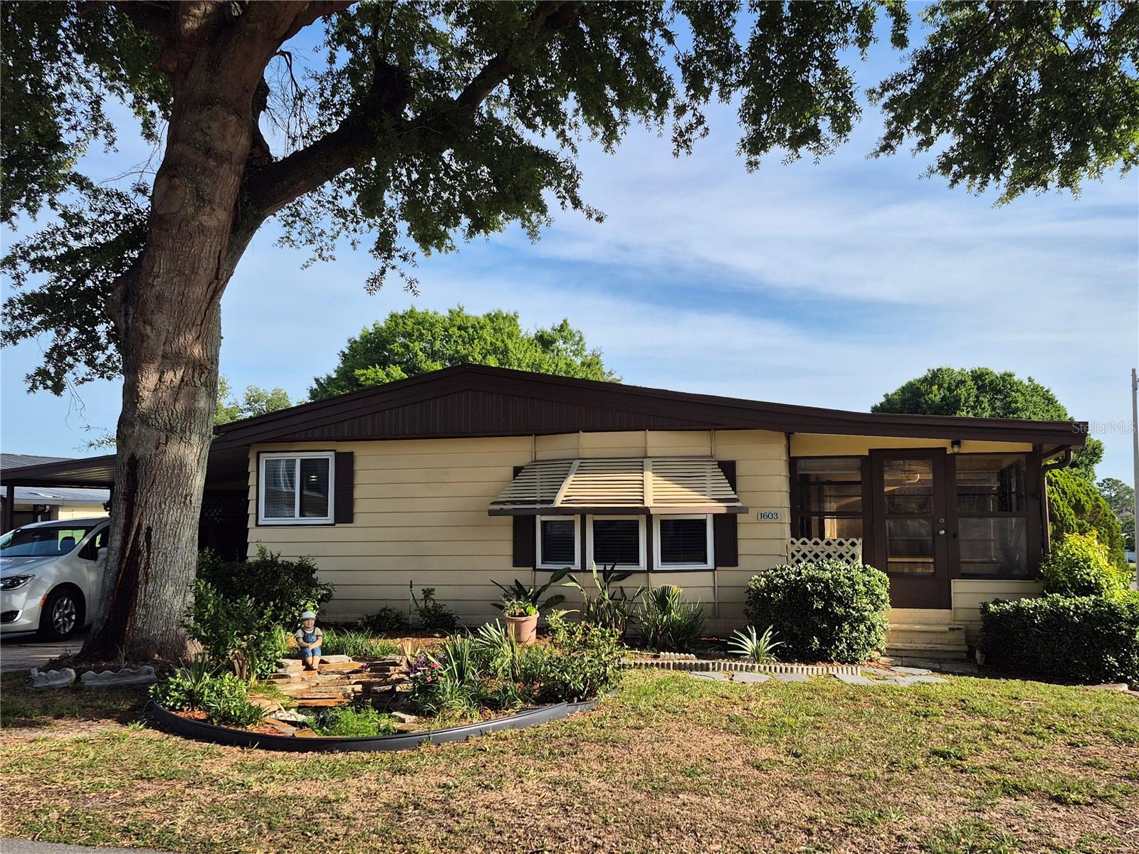 Photo of 1603 FOXWAY DRIVE LAKELAND FL 33810