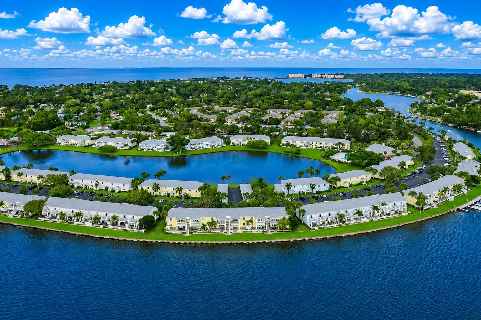 Photo of 121 SEAHORSE DRIVE #C ST PETERSBURG FL 33705
