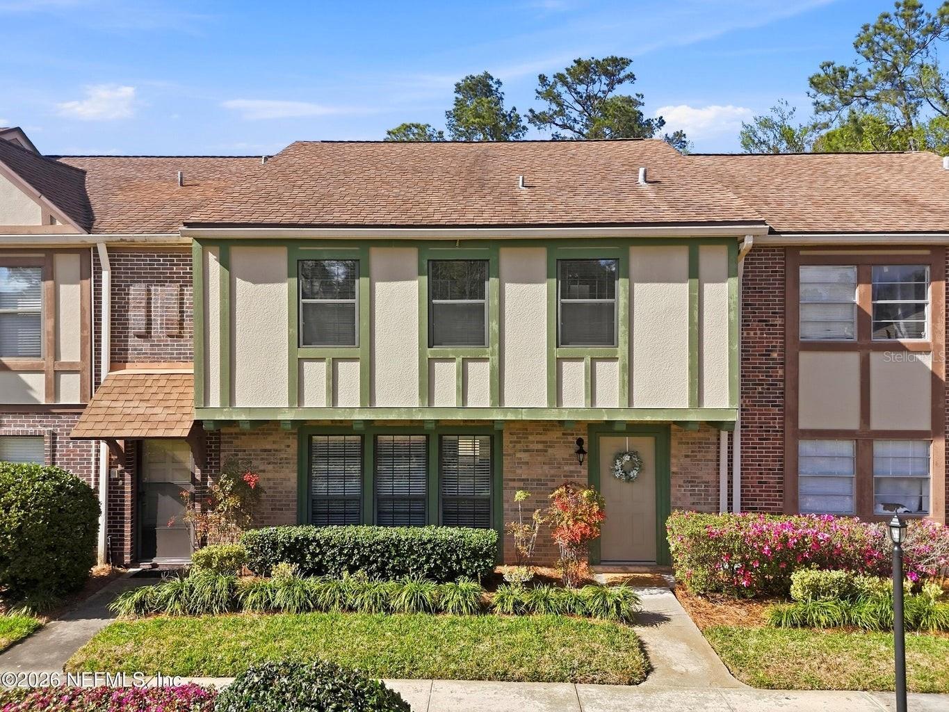 Photo of 8153 SUTTON PLACE JACKSONVILLE FL 32217