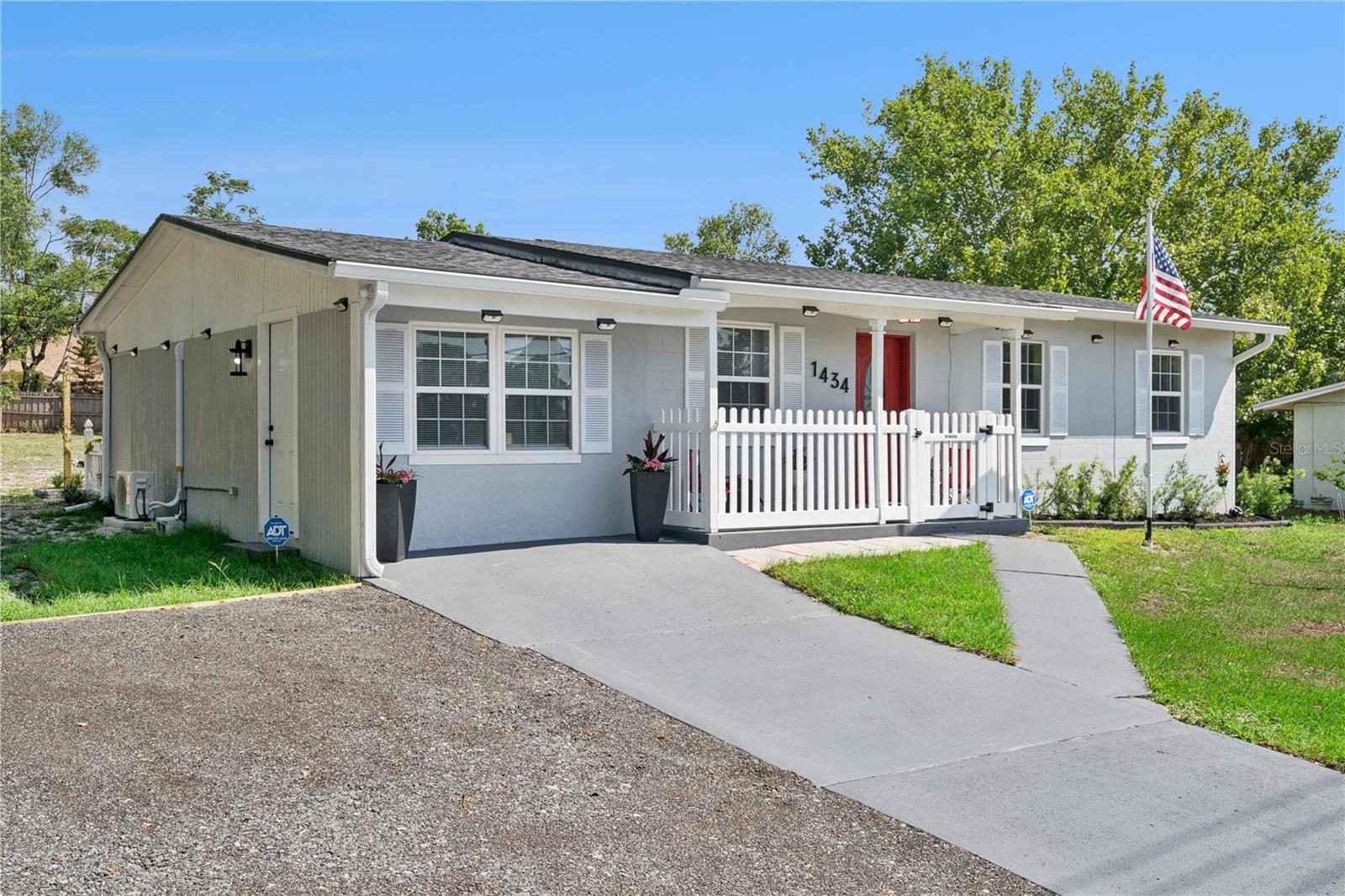 Photo of 1434 DELTONA BOULEVARD DELTONA FL 32725