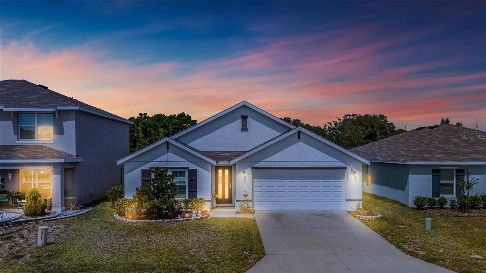 Photo of 8669 TRIUMPH CIRCLE WILDWOOD FL 34785