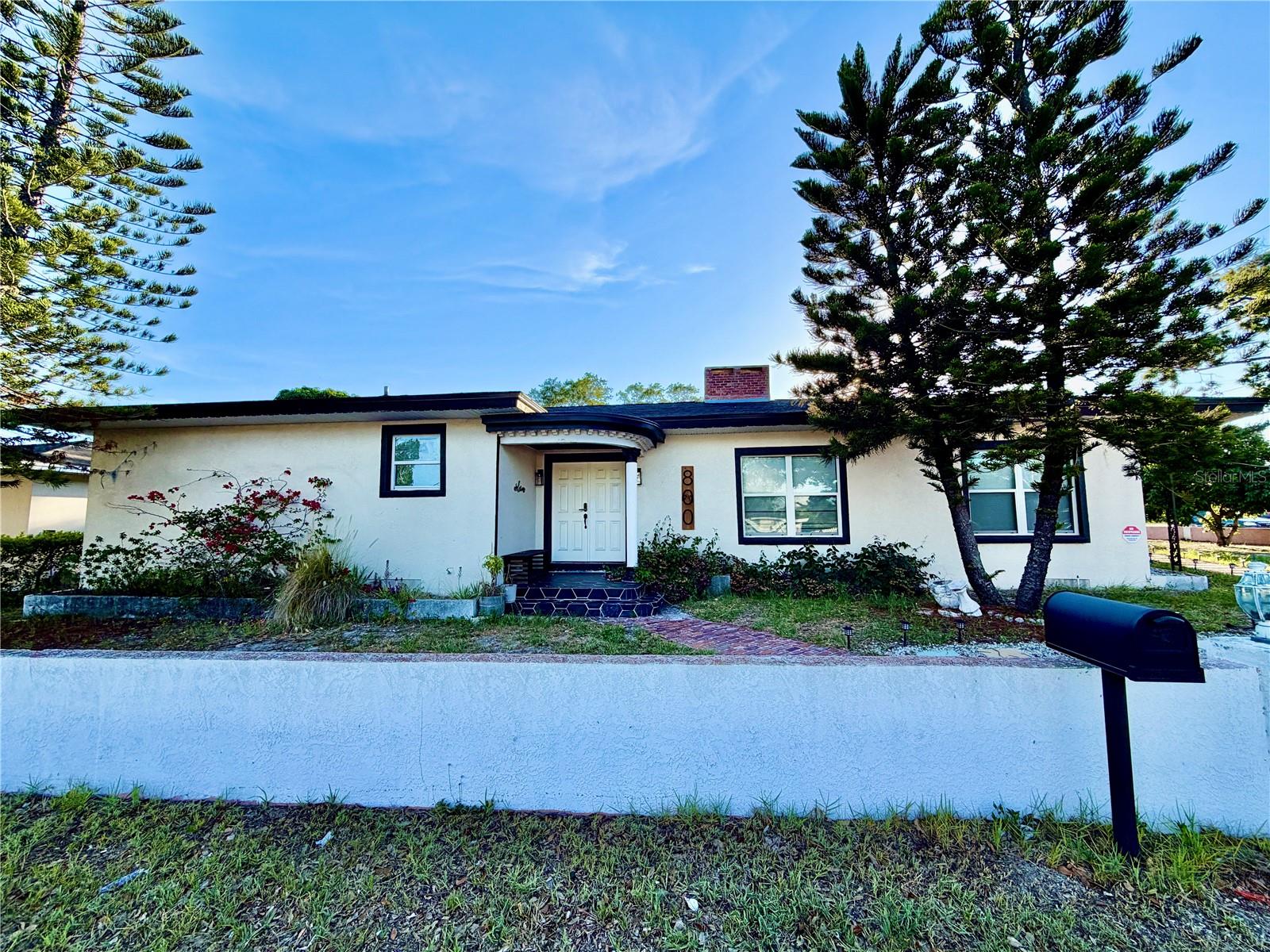 Photo of 800 S KEENE ROAD CLEARWATER FL 33756