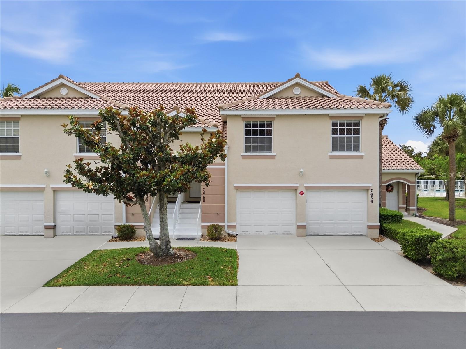 Photo of 7660 SWEETBAY CIRCLE BRADENTON FL 34203