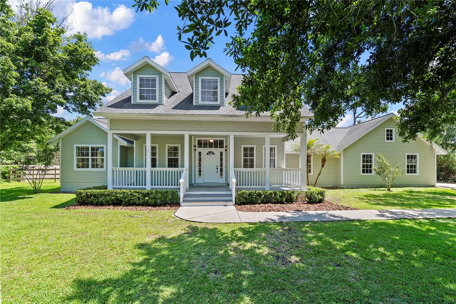 Photo of 761 N BELFAST PLACE CHULUOTA FL 32766