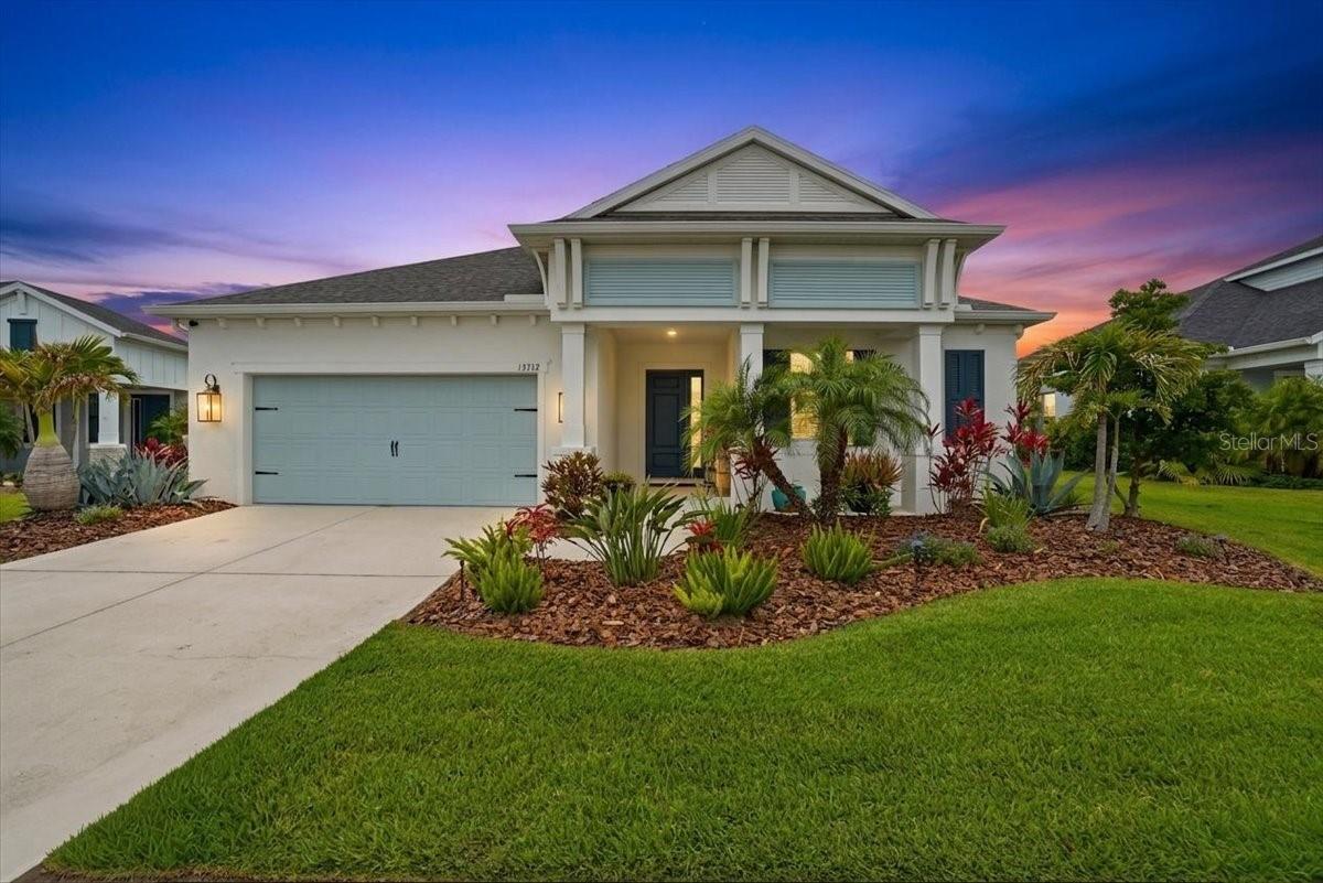 Photo of 13712 OLD CREEK COURT PARRISH FL 34219