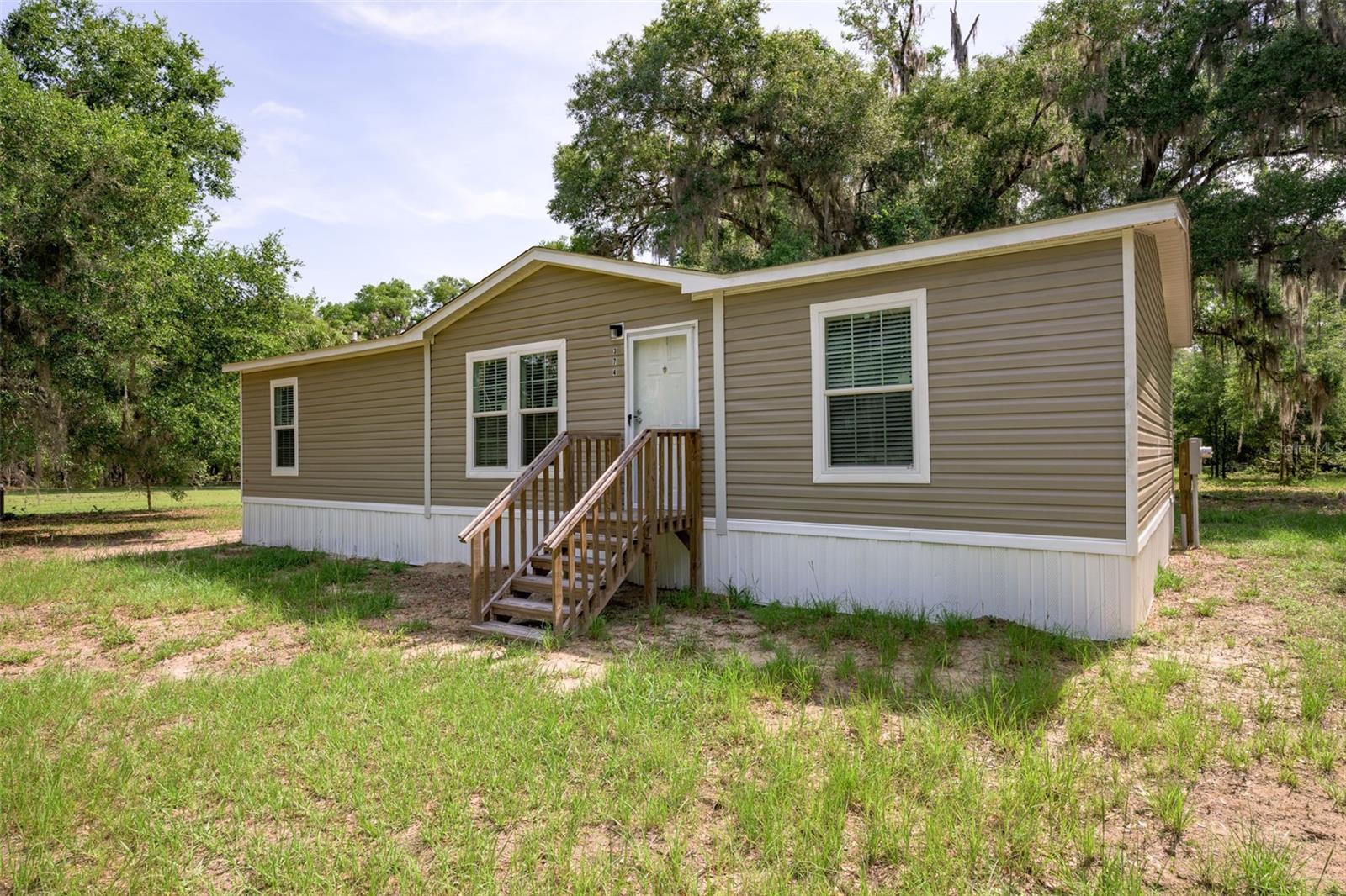 Photo of 374 SISCO ROAD POMONA PARK FL 32181