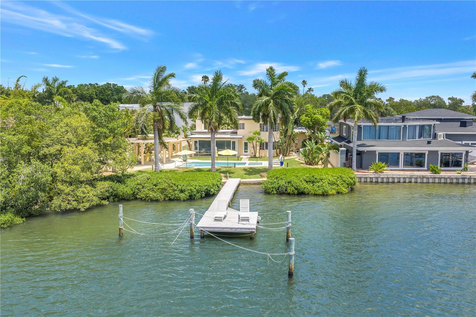 Photo of 2781 BAYSIDE DRIVE ST PETERSBURG FL 33705