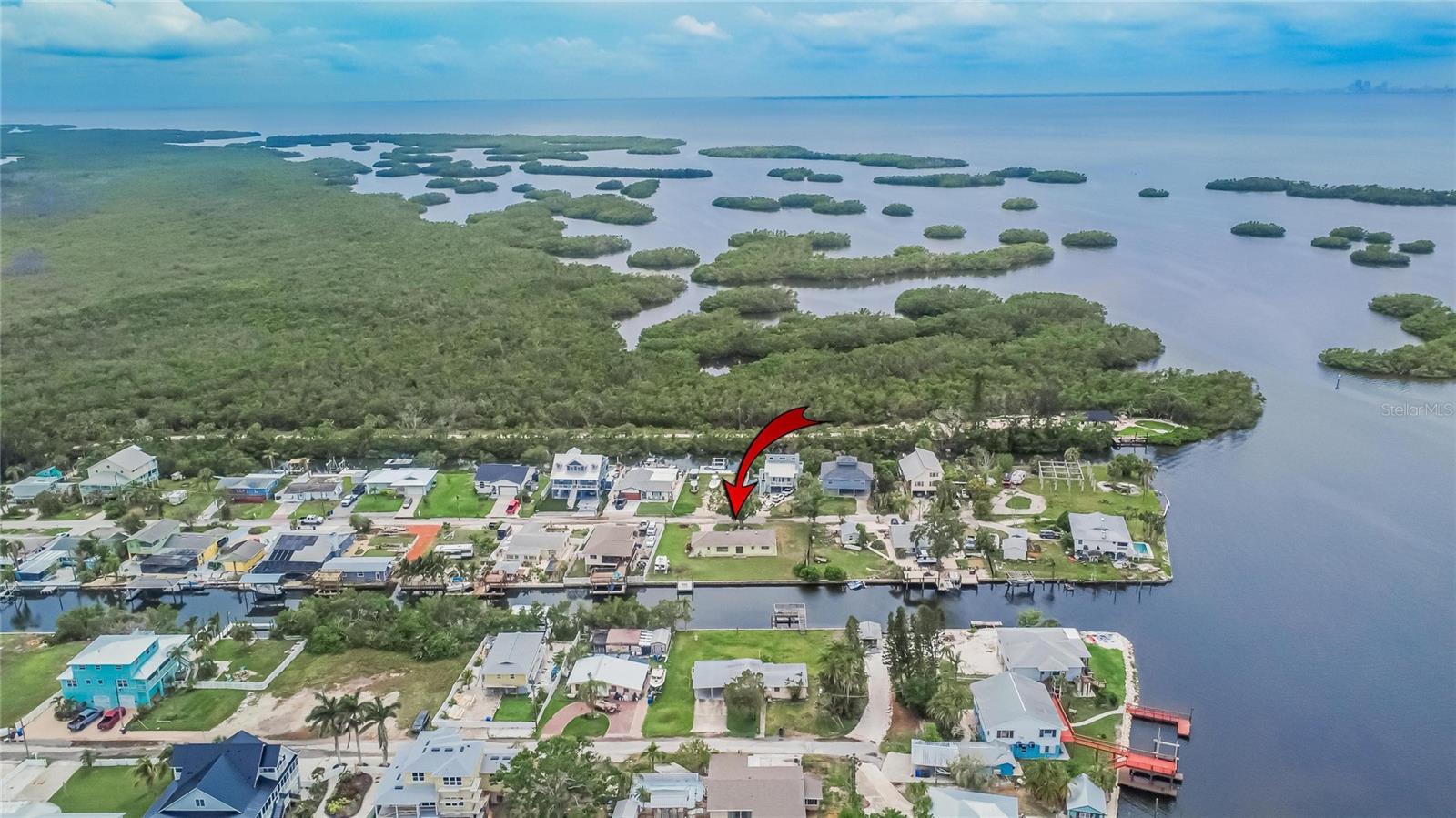 Photo of 814 SEABREEZE DRIVE RUSKIN FL 33570
