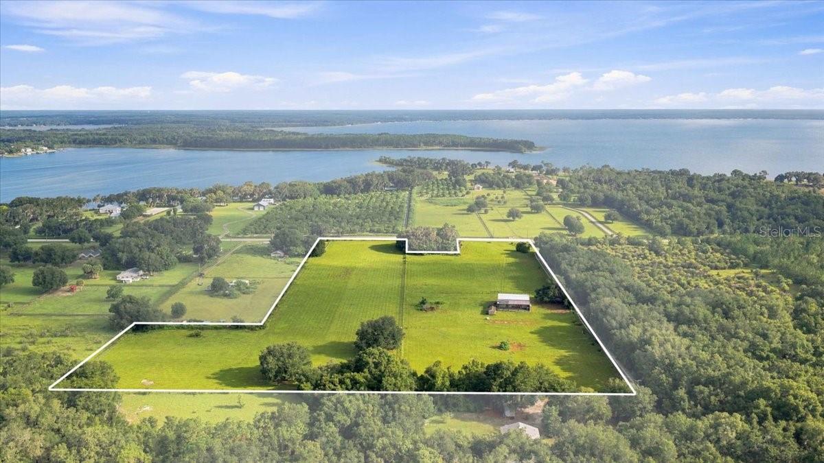 Photo of SE SUNSET HARBOR ROAD WEIRSDALE FL 32195