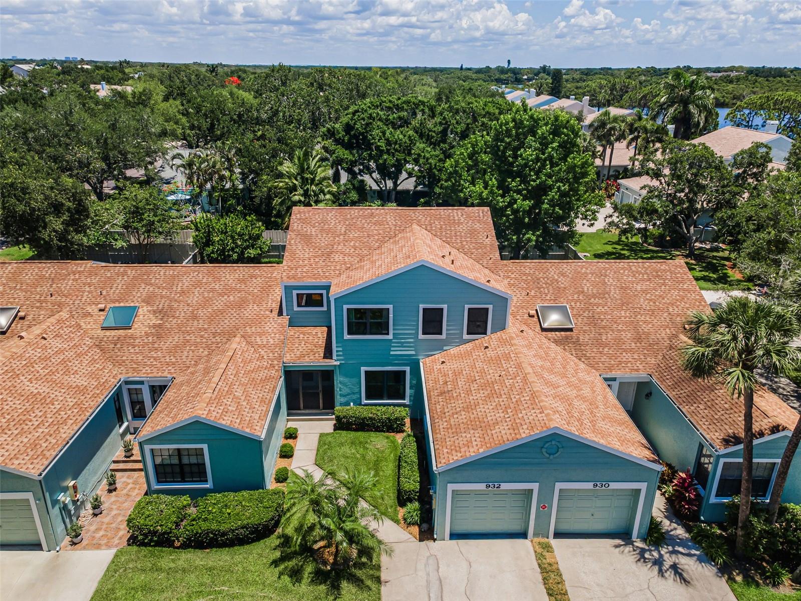 Photo of 932 MYAKKA COURT ST PETERSBURG FL 33702