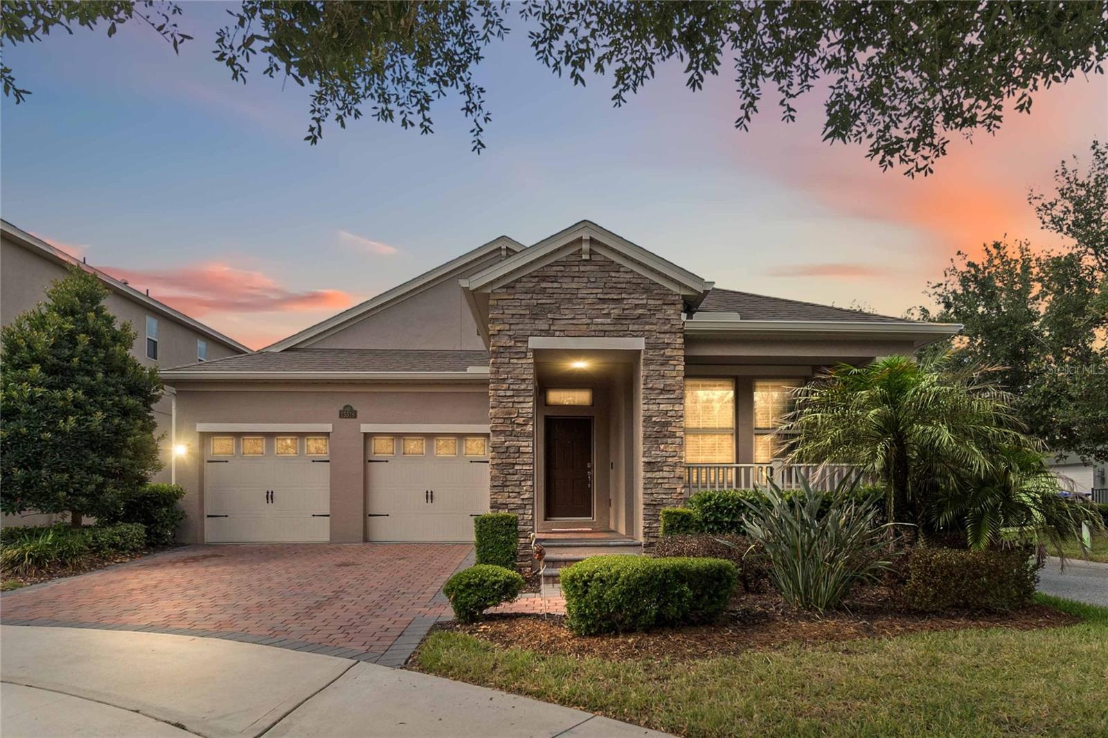 Photo of 15518 FOUNTAIN COVE COURT WINTER GARDEN FL 34787