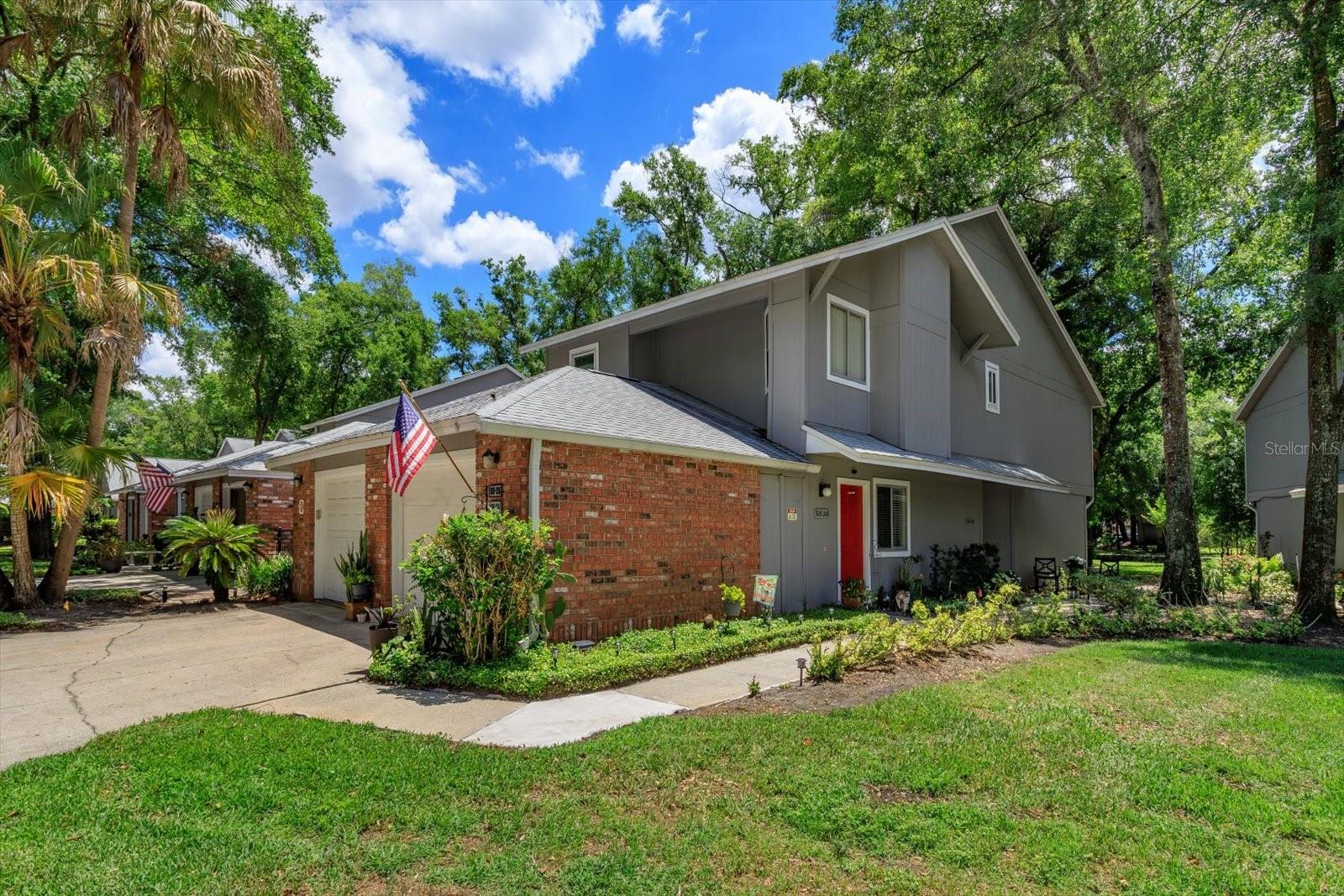 Photo of 626 RED OAK CIRCLE #106 ALTAMONTE SPRINGS FL 32701