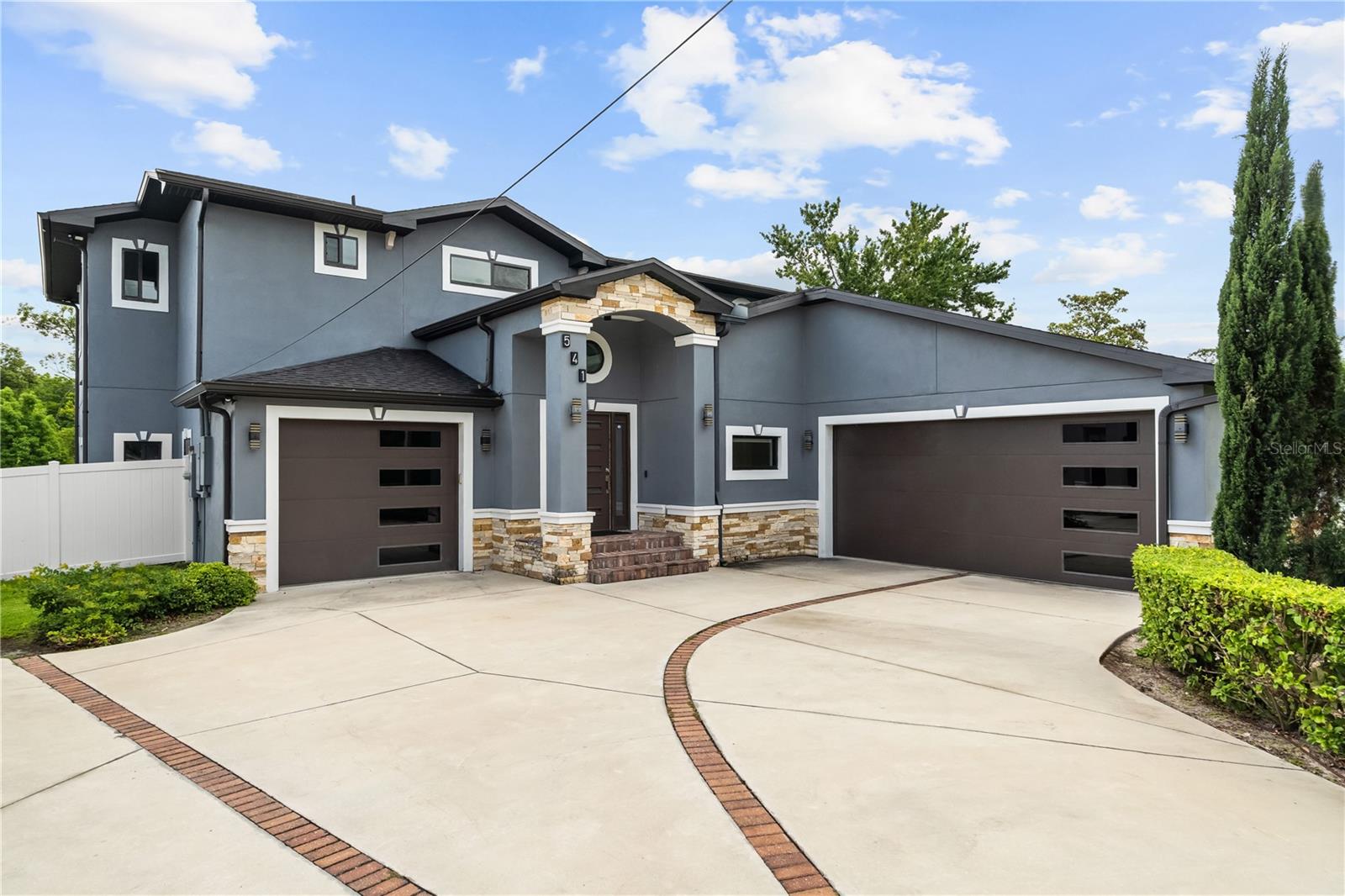 Photo of 541 W LAKE BRANTLEY ROAD ALTAMONTE SPRINGS FL 32714