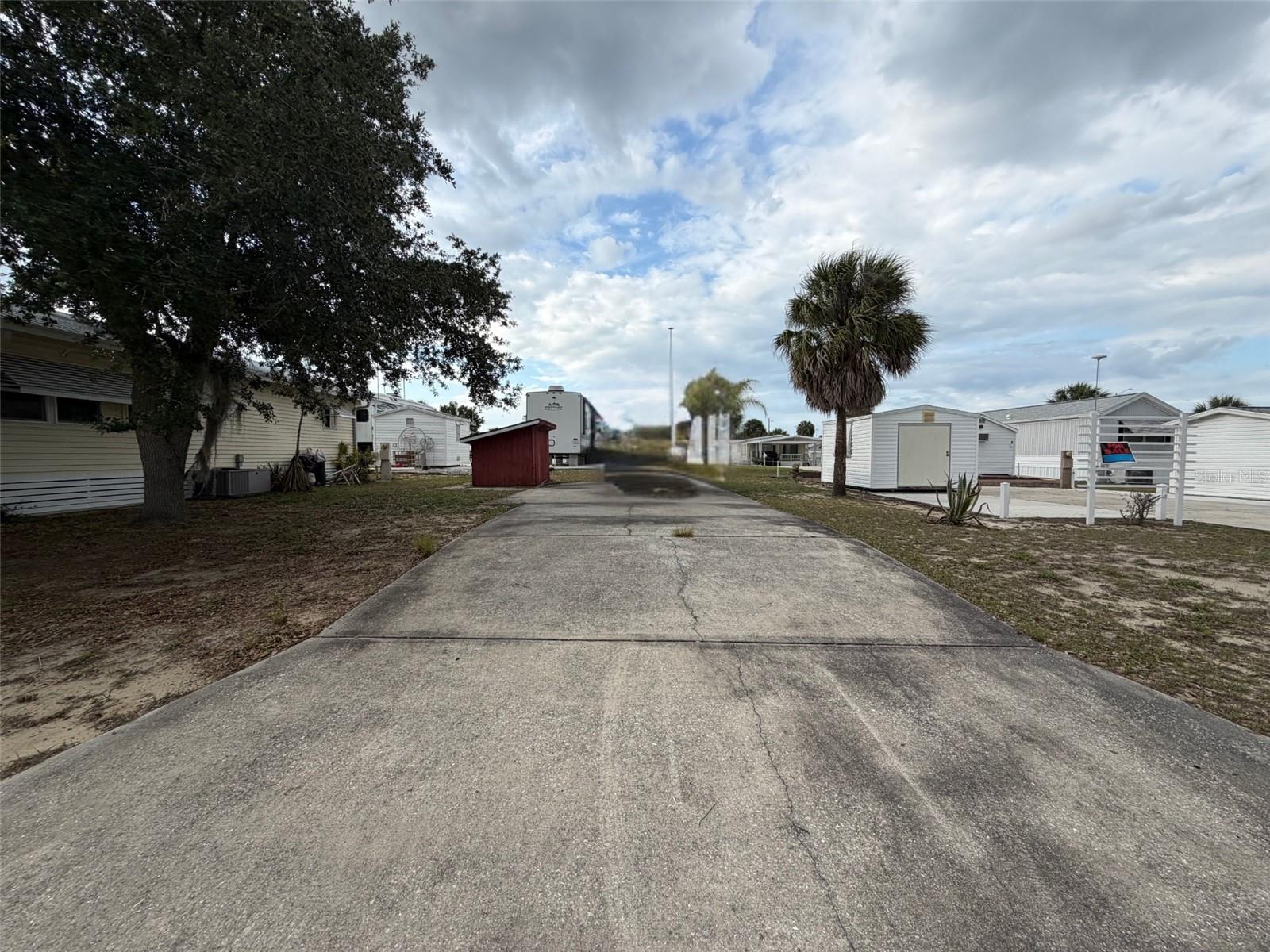 Photo of 86 IRON LANE HAINES CITY FL 33844
