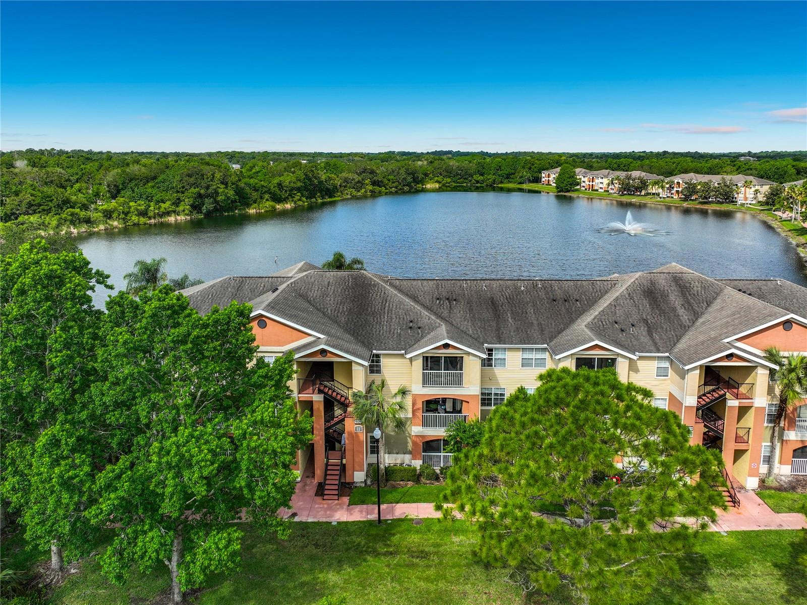 Photo of 1909 SUMMER CLUB DRIVE #301 OVIEDO FL 32765