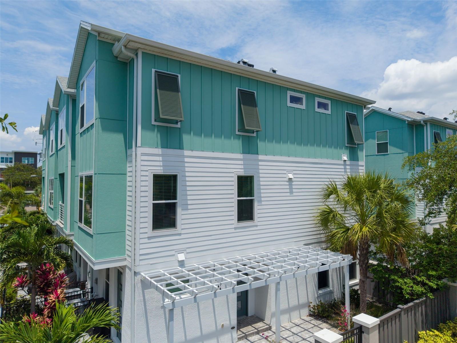 Photo of 2851 1ST AVENUE ST PETERSBURG FL 33712