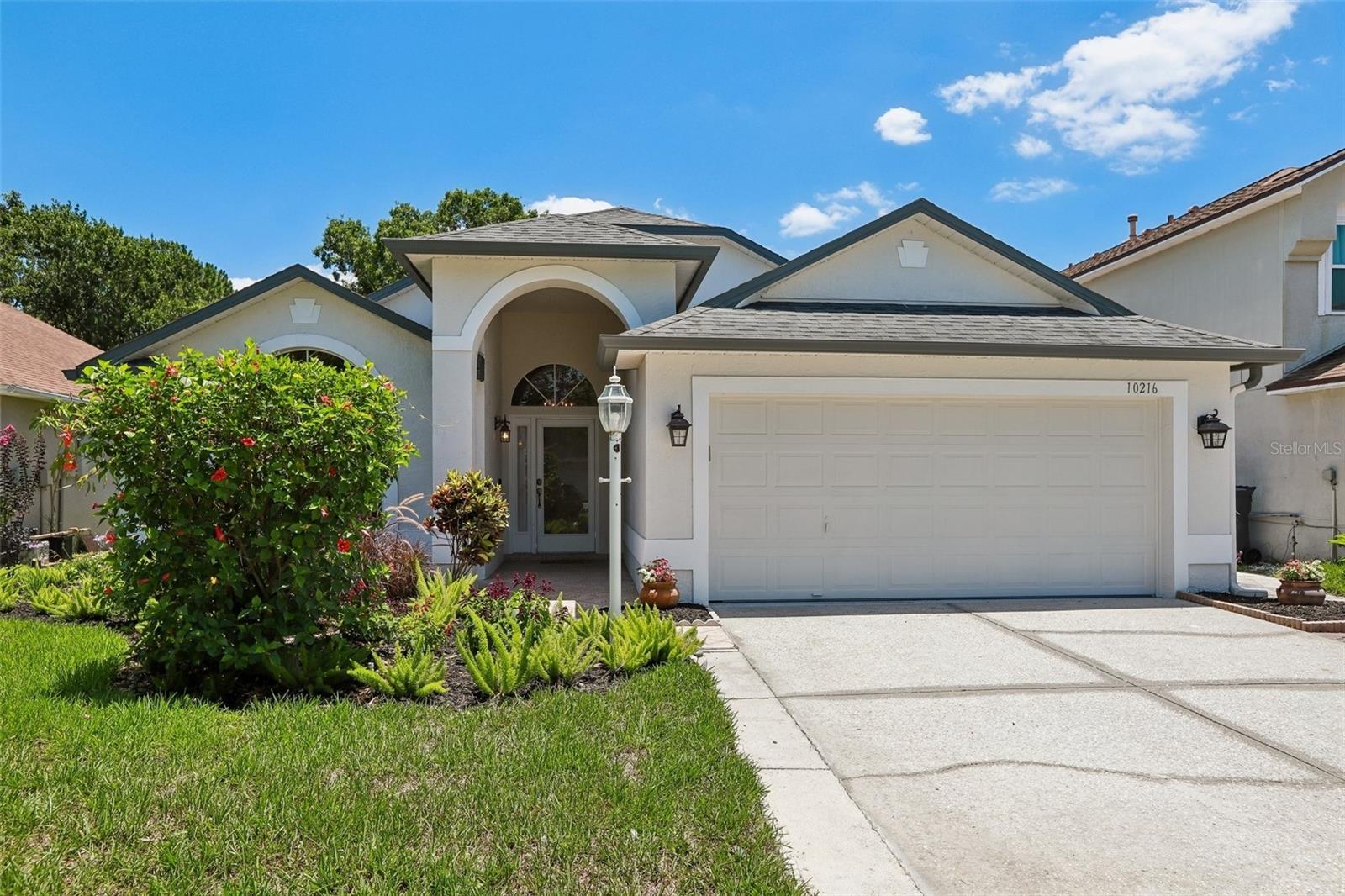 Photo of 10216 CHARLESTON CORNER ROAD TAMPA FL 33635