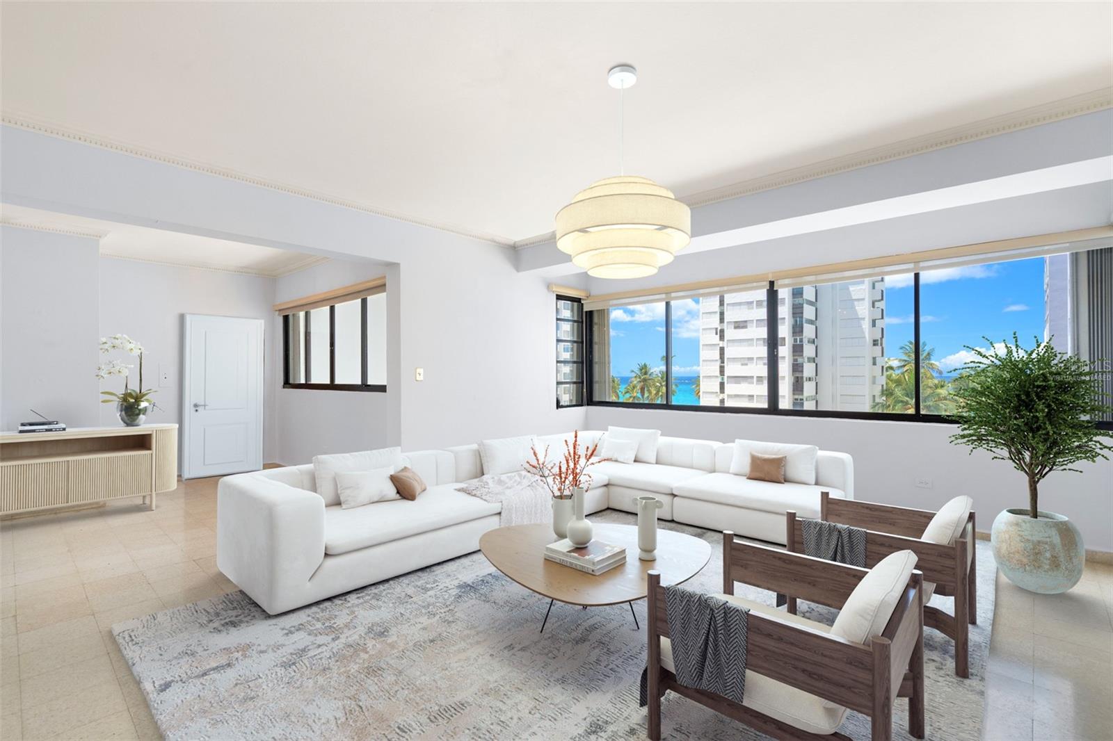 Photo of 61 KINGS COURT #5E SAN JUAN PR 00911
