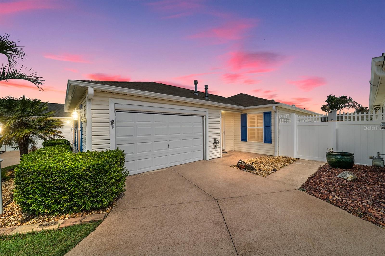 Photo of 587 AUDREY LANE THE VILLAGES FL 32162