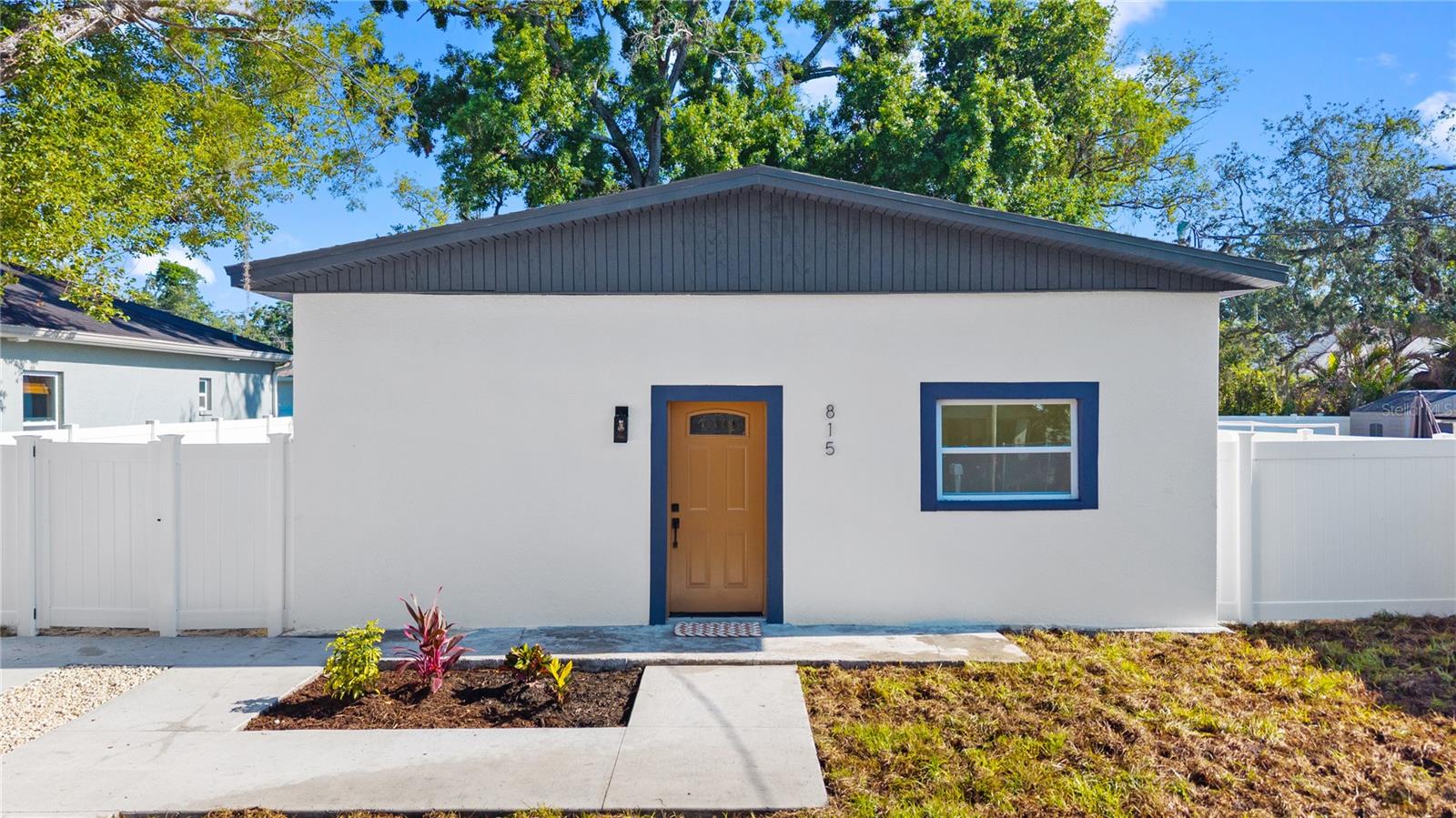 Photo of 815 W MINNEHAHA STREET TAMPA FL 33604