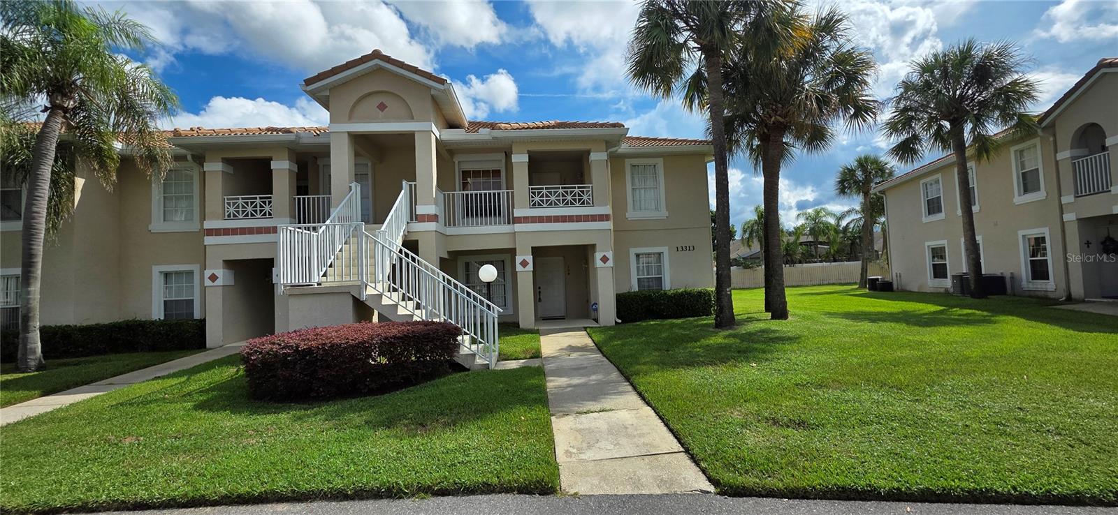 Photo of 13313 FAIRWAY GLEN DRIVE #104 ORLANDO FL 32824