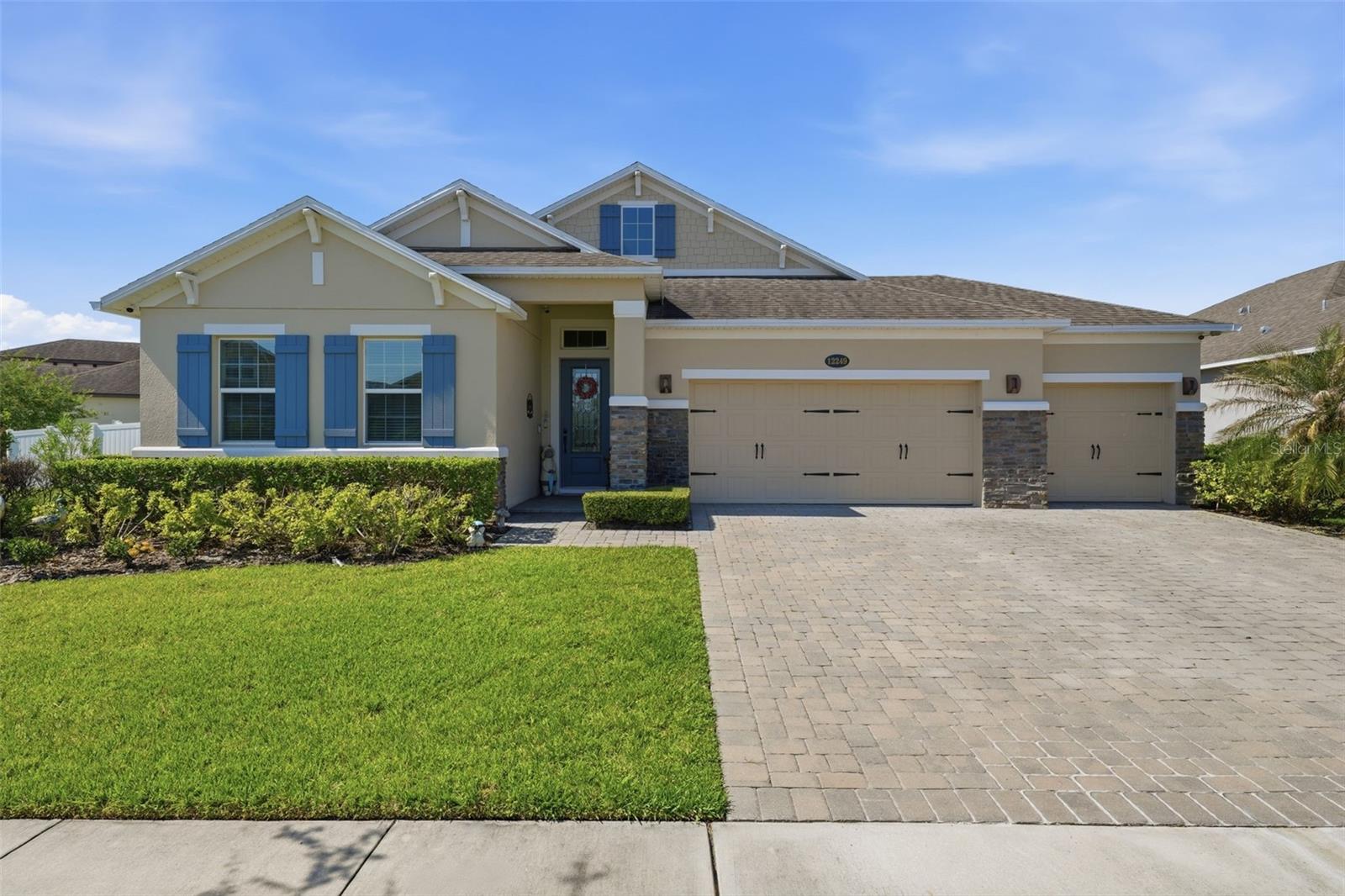 Photo of 12249 NORTHOVER LOOP ORLANDO FL 32824