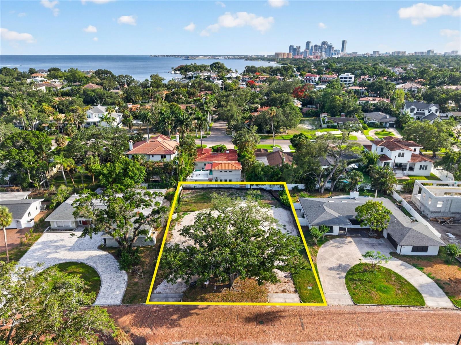 Photo of 289 RAFAEL BOULEVARD ST PETERSBURG FL 33704