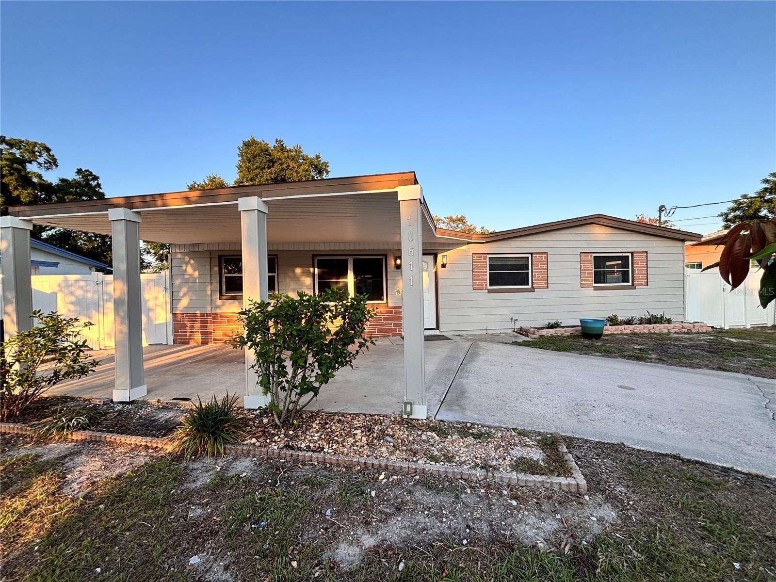 Photo of 10611 N ALTMAN STREET TAMPA FL 33612