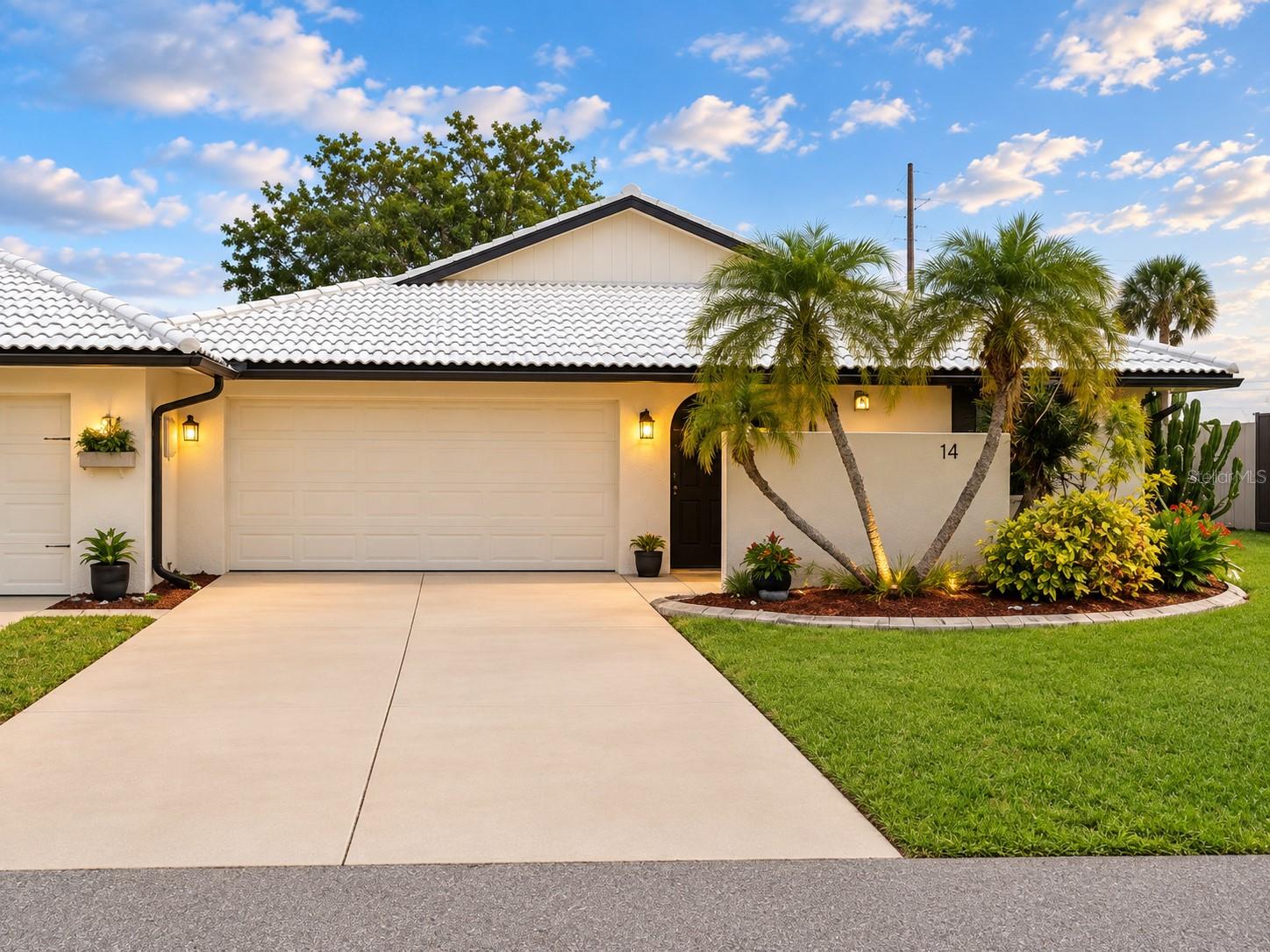 Photo of 14 IDLE SANDS DRIVE VENICE FL 34293