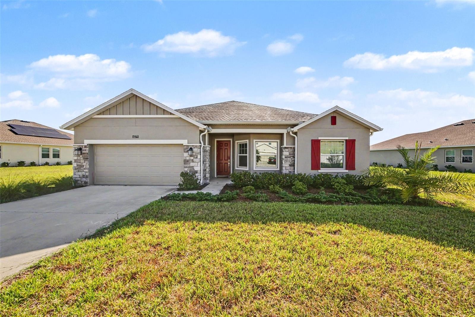 Photo of 6079 CLAYSTONE WAY MOUNT DORA FL 32757