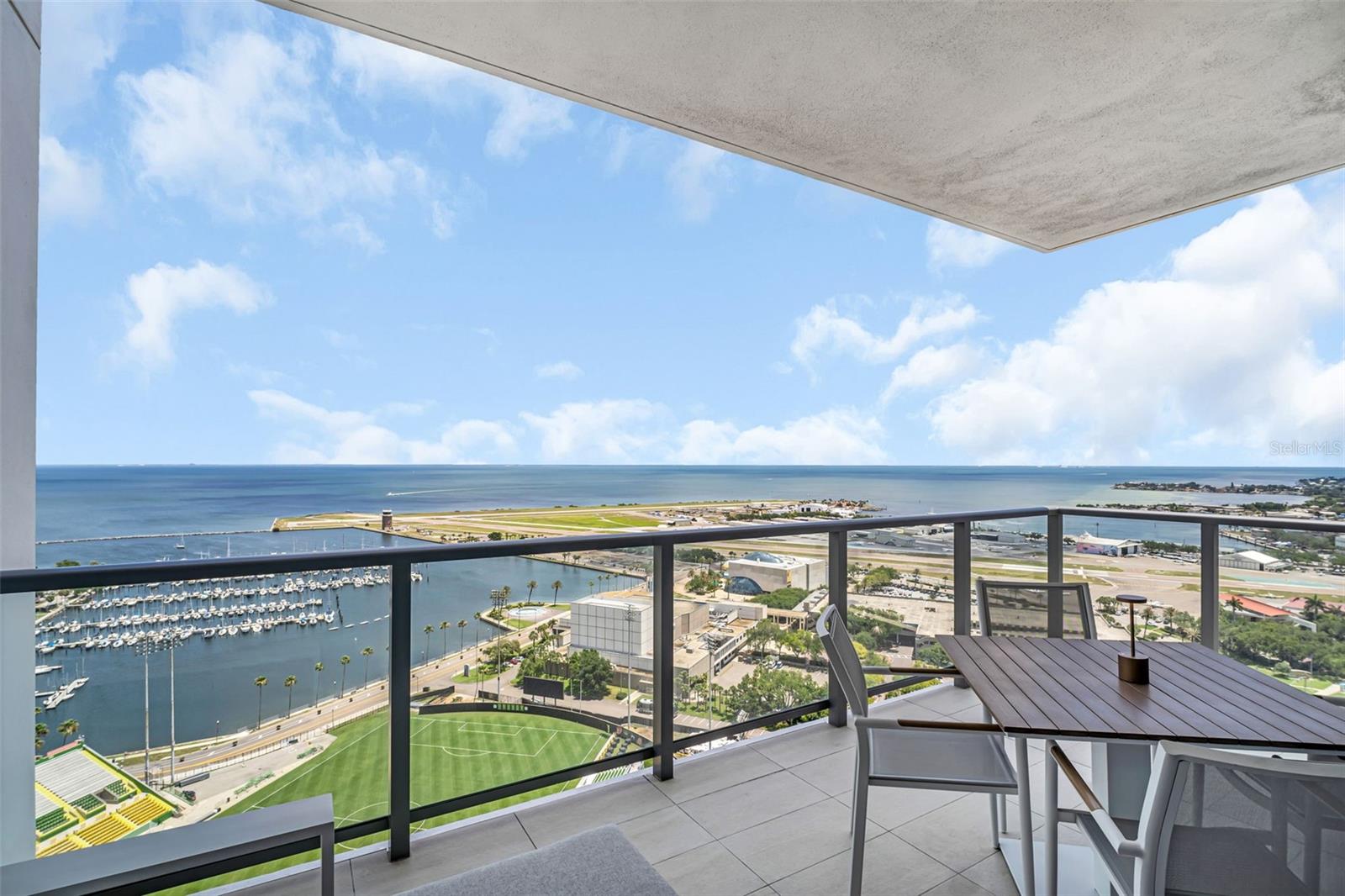 Photo of 301 1ST STREET #2501 ST PETERSBURG FL 33701