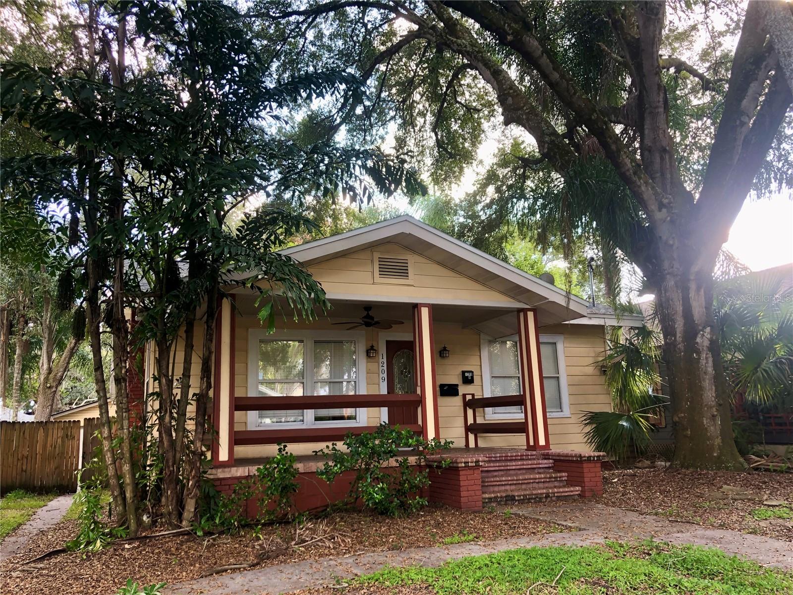 Photo of 1209 E COMANCHE AVENUE TAMPA FL 33604